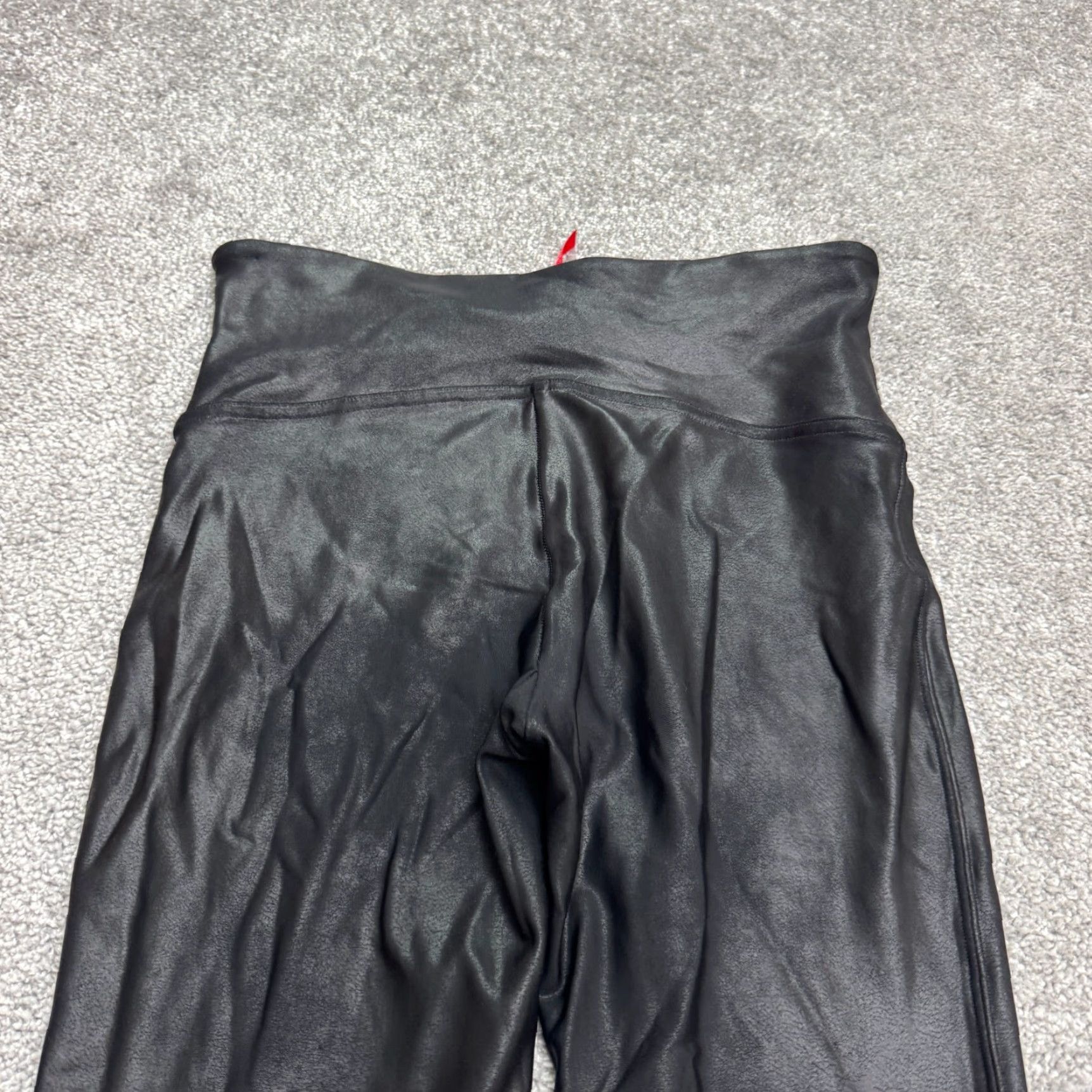 Spanx Spanx Faux Leather High Rise Compression Leggings Womens Medium Black Athleisure 26x27 Size 32" / US 10 / IT 46 - 3 Thumbnail
