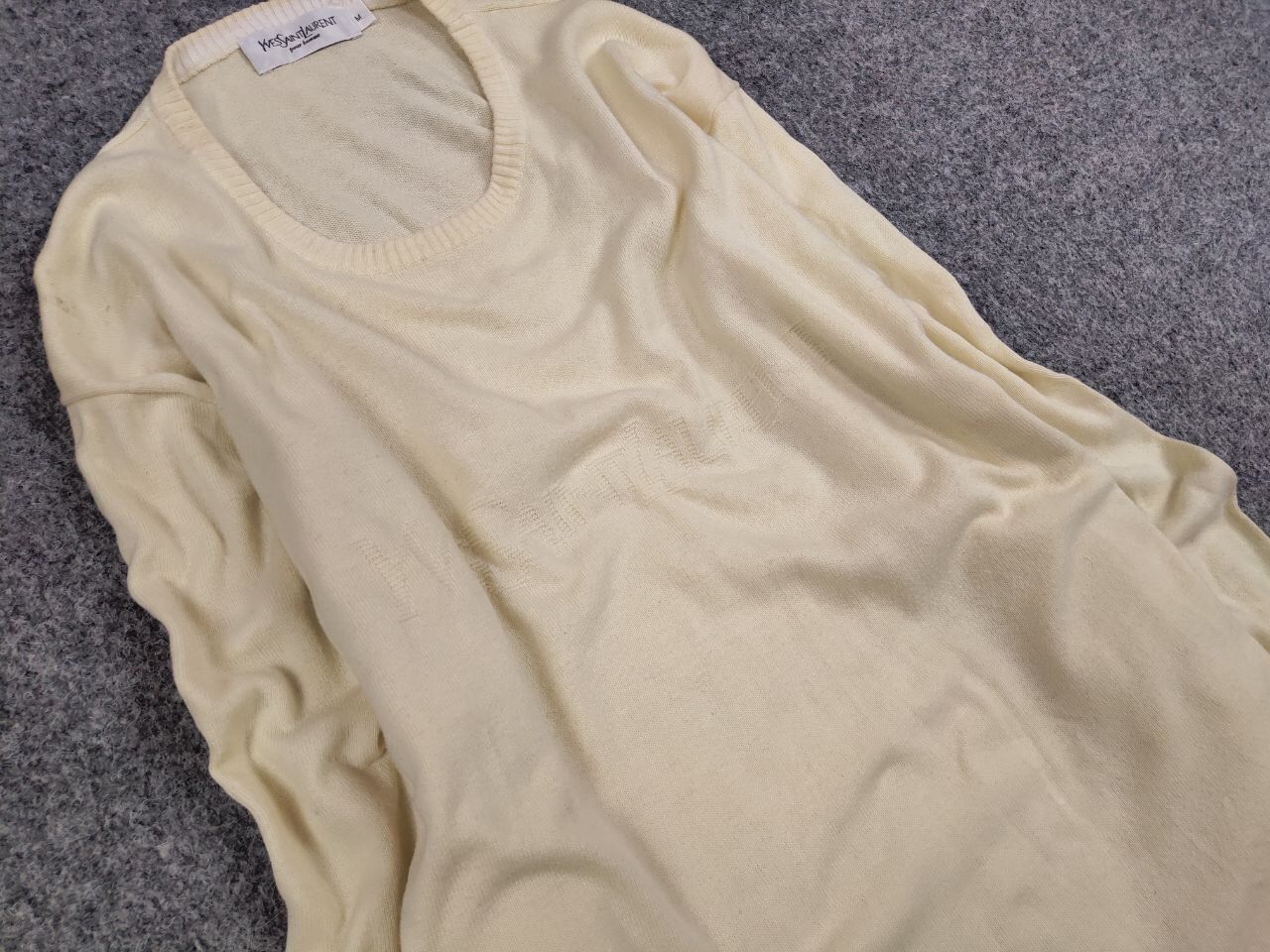 Yves Saint Laurent Vintage Yves Saint Laurent yellow big Logo Light Sweater Size US M / EU 48-50 / 2 - 11 Thumbnail