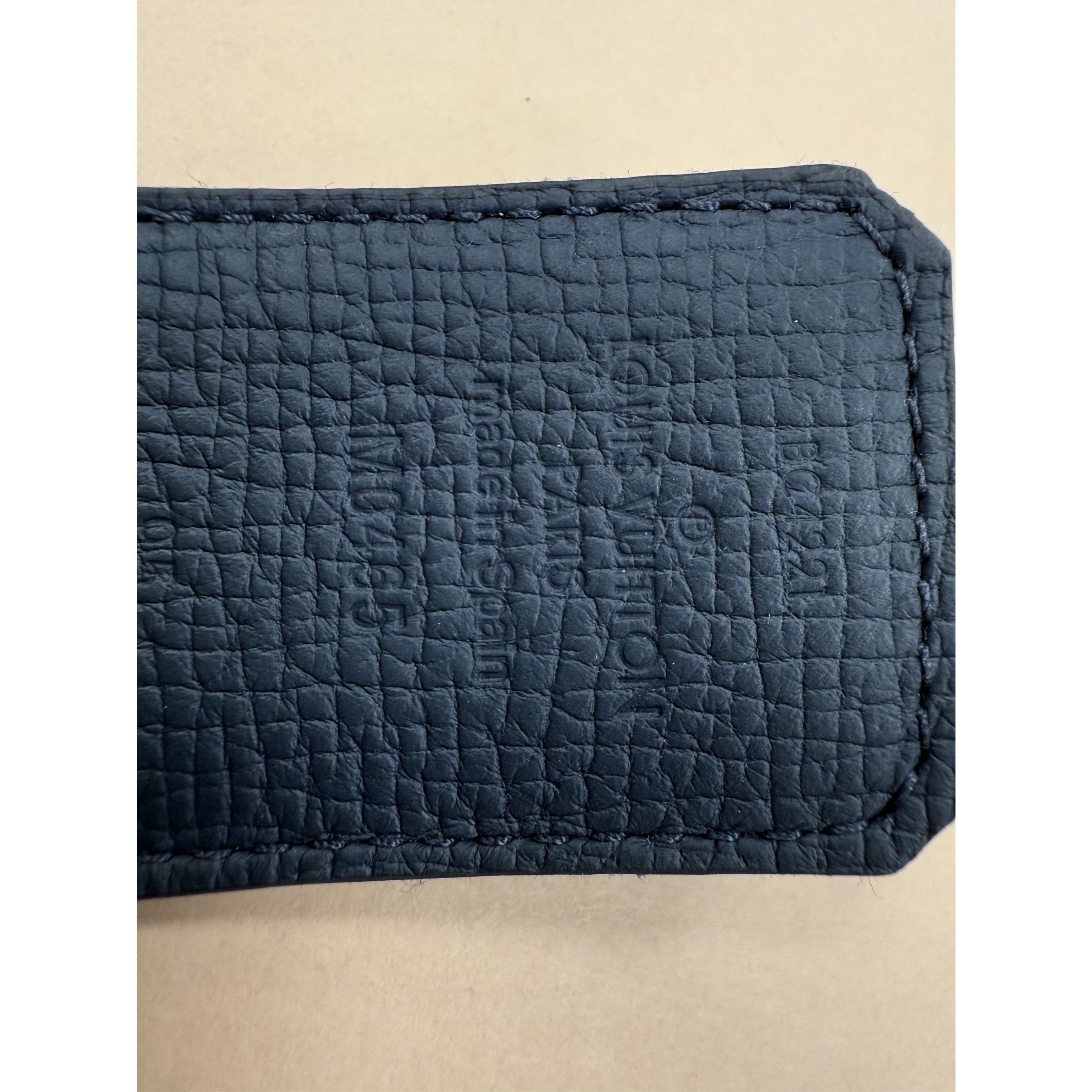Louis Vuitton Louis Vuitton Blue Denim Heart Buckle Reversible Belt Made I Size ONE SIZE - 6 Thumbnail
