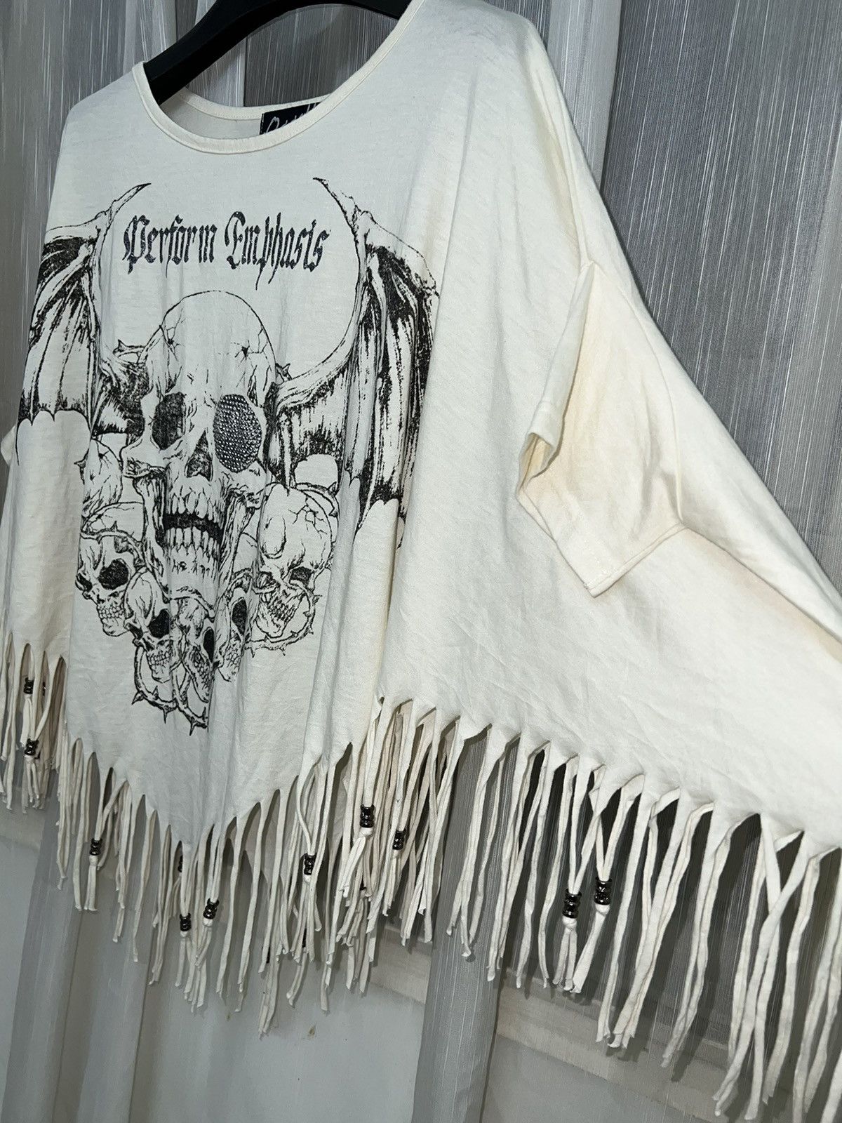 If Six Was Nine Oggetto poncho skull top ☠️🖤 Size ONE SIZE - 7 Thumbnail