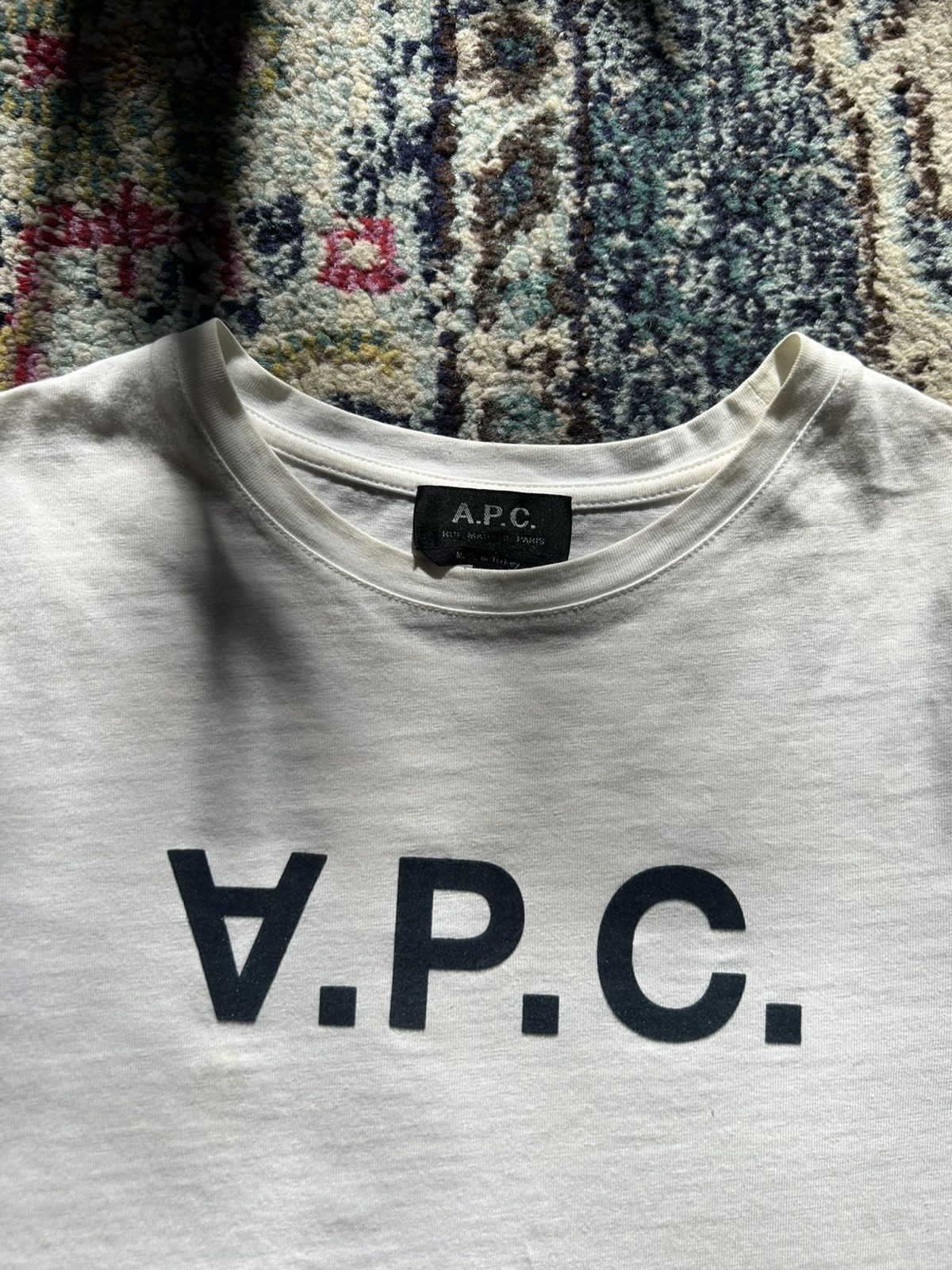 A.P.C. A.P.C. Upside Down Logo T-shirt Size S / US 4 / IT 40 - 3 Thumbnail