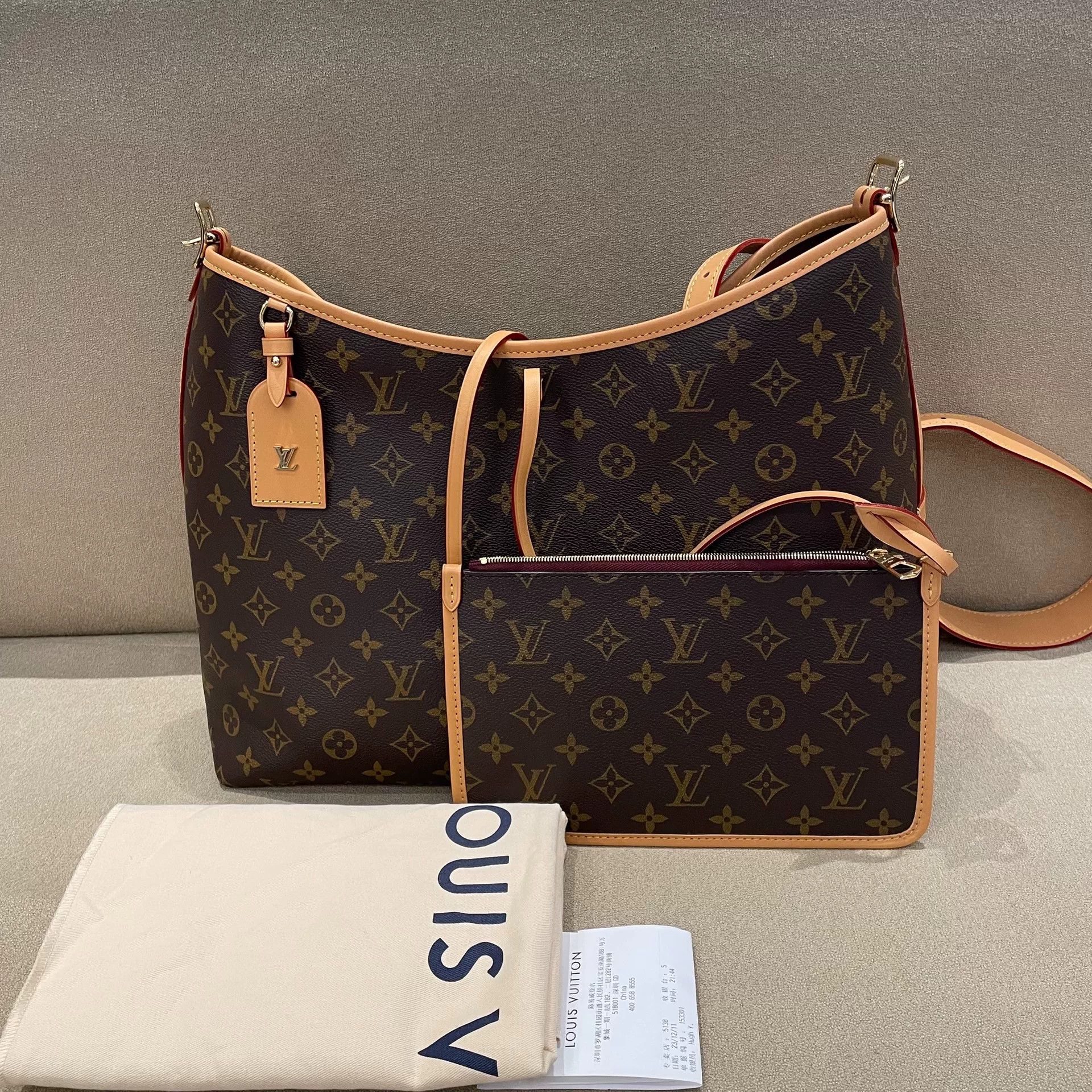 Louis Vuitton Pre-loved Bag Very good condition Size ONE SIZE - 1 Thumbnail