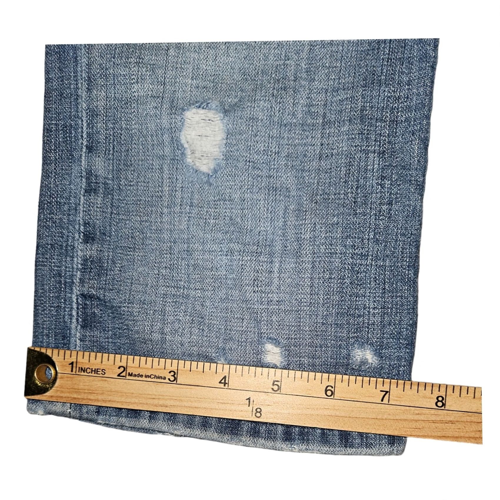 Vintage VINTAGE Buckle Bermuda Shorts Women's 26 Blue Denim Embroidered Distressed 5-Pocket Low Rise Inseam 15in Cotton Machine Washable Size 26" / US 2 / IT 38 - 7 Thumbnail