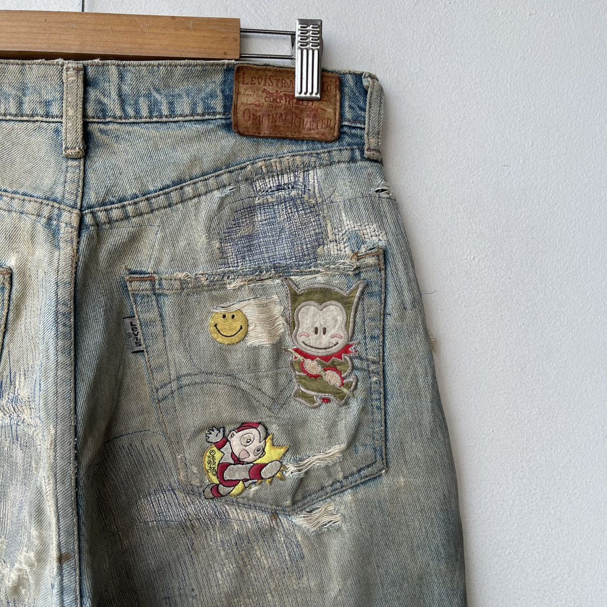 Levi's Thrashed Levi's 543 Reworked Anime Pop-Art Boro Sashiko Size US 30 / EU 46 - 11 Thumbnail