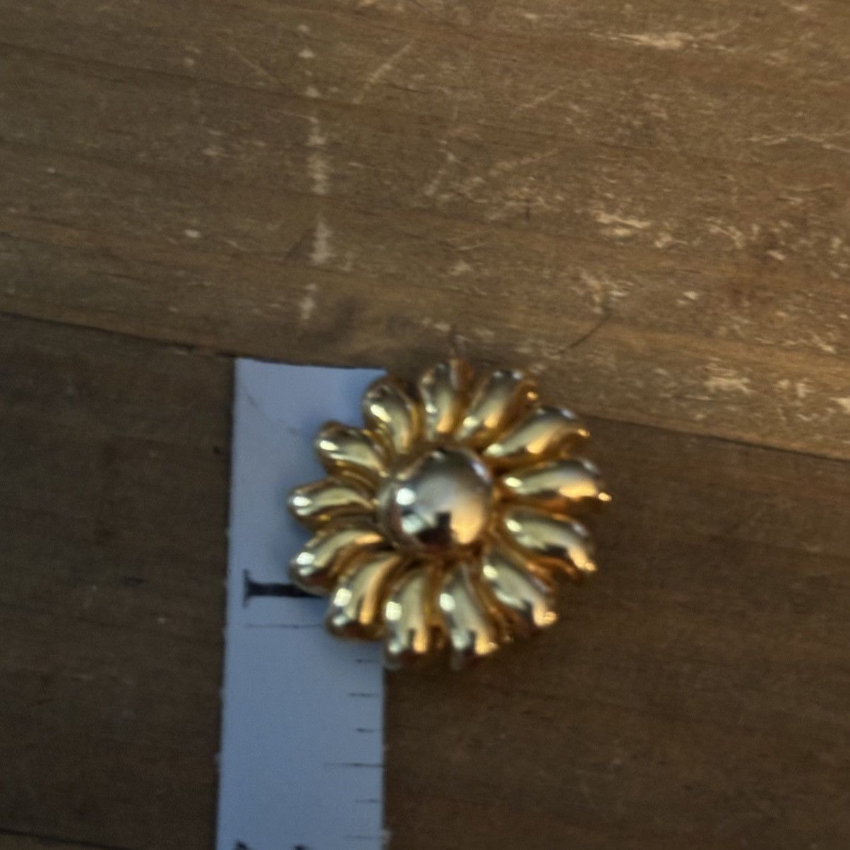 Vintage Vintage gold tone clip on sunflower earrings Size ONE SIZE - 3 Thumbnail