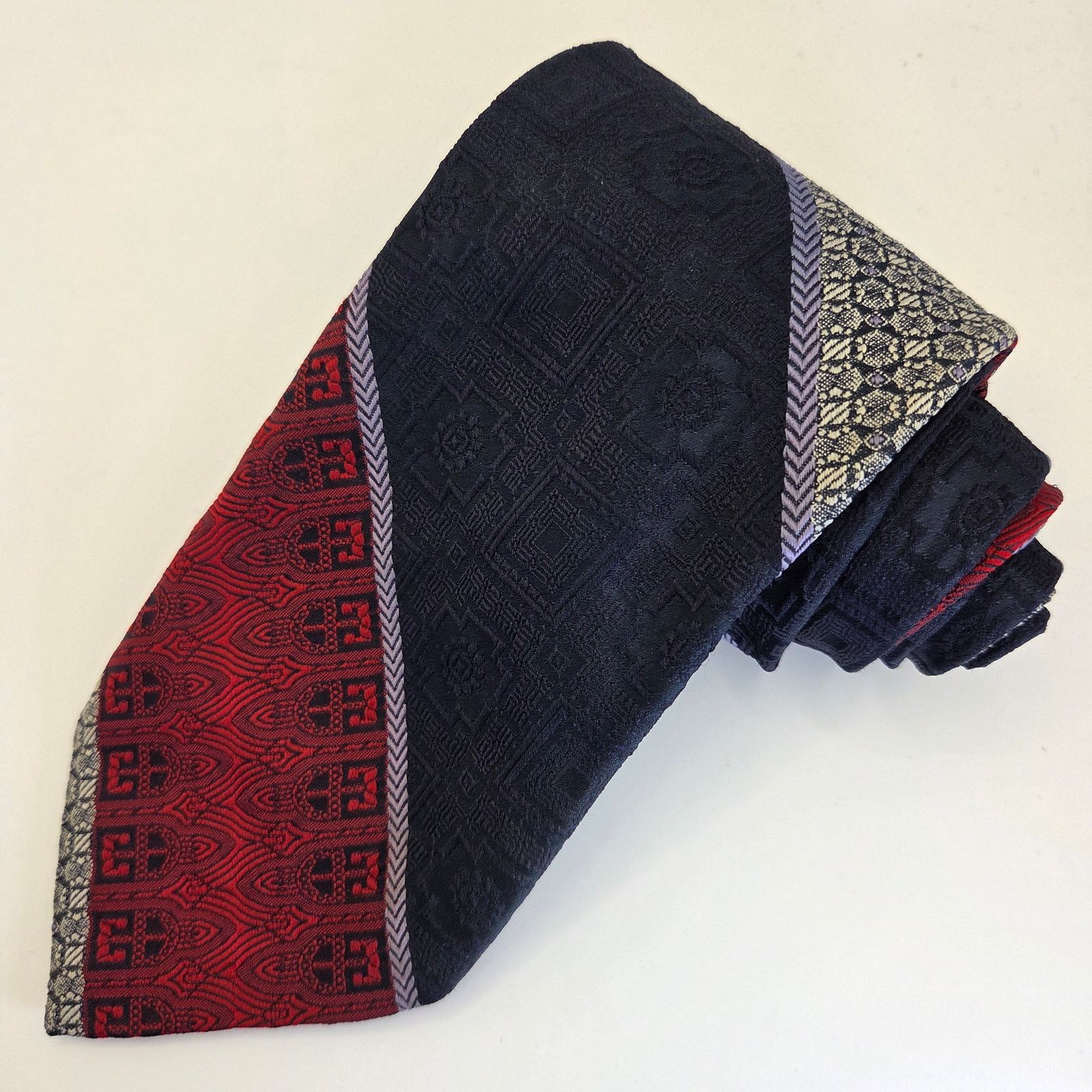 Vintage Vintage 70s Dacron Red Navy Polyester Tie Size ONE SIZE - 1 Thumbnail
