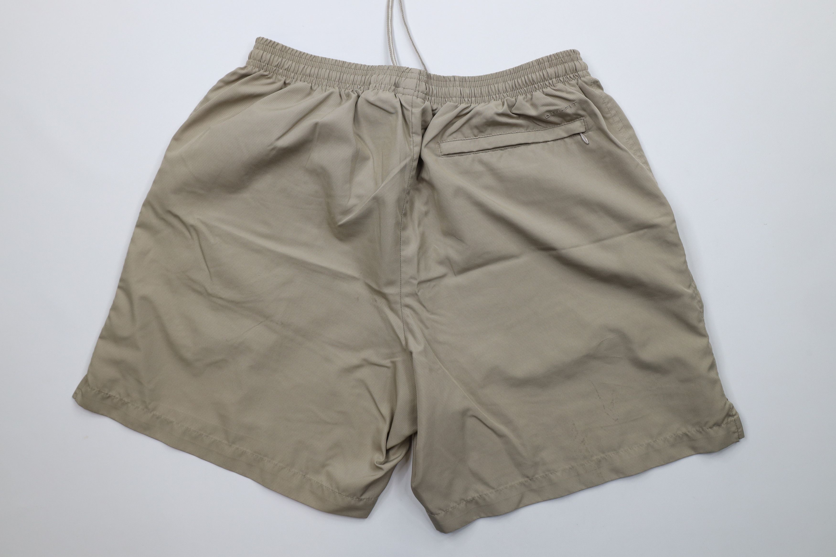 Nike × Vintage Vintage Nike Challenge Court Mini Swoosh Tennis Shorts Beige Size US 34 / EU 50 - 8 Thumbnail