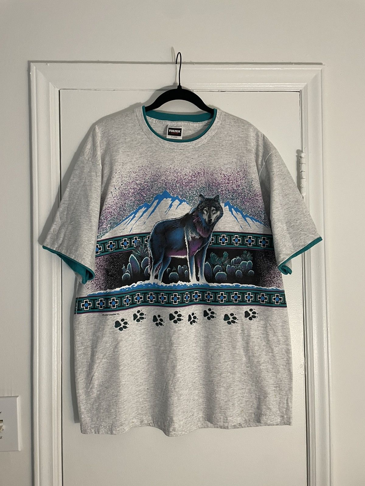 Vintage Wolf Two Tone Tee Size US XL / EU 56 / 4 - 1 Thumbnail