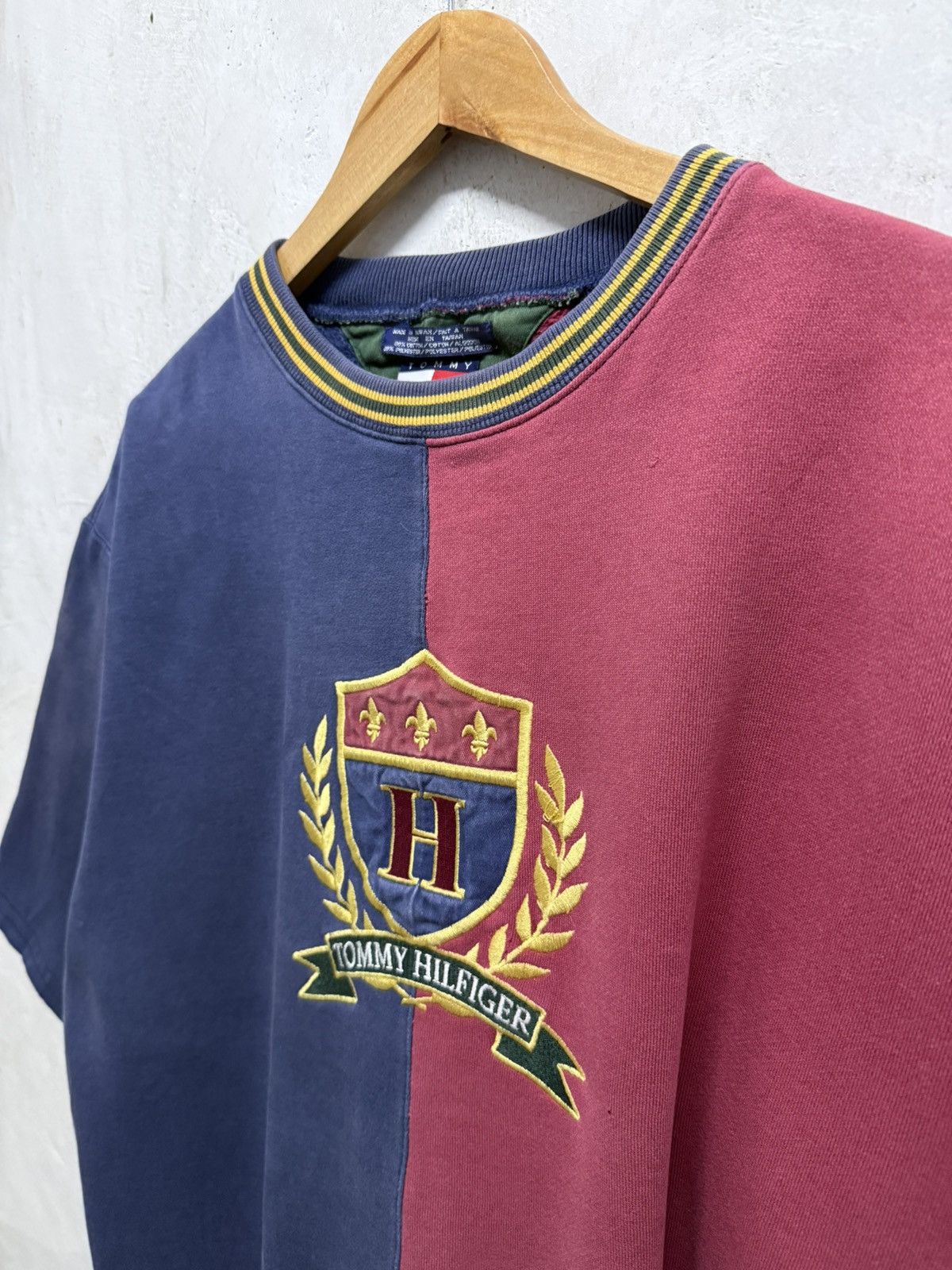 Tommy Hilfiger Faded Vintage Tommy Hilfiger Embroidery College weatshirt Size US M / EU 48-50 / 2 - 3 Thumbnail