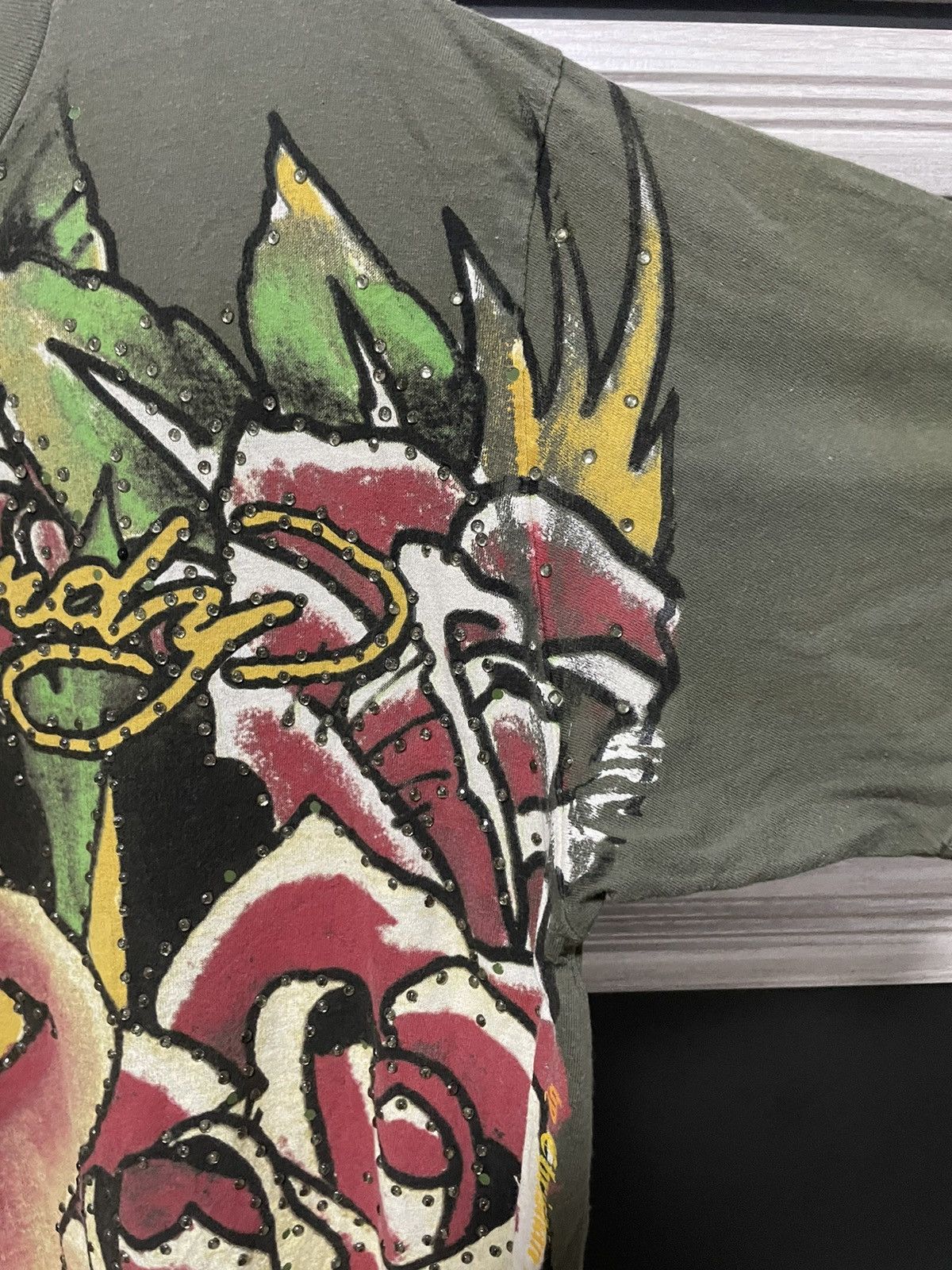 Christian Audigier × Ed Hardy Rare Vintage Ed Hardy Naked Pin Up Girl Rose 00s USA T-shirt Size US M / EU 48-50 / 2 - 4 Thumbnail