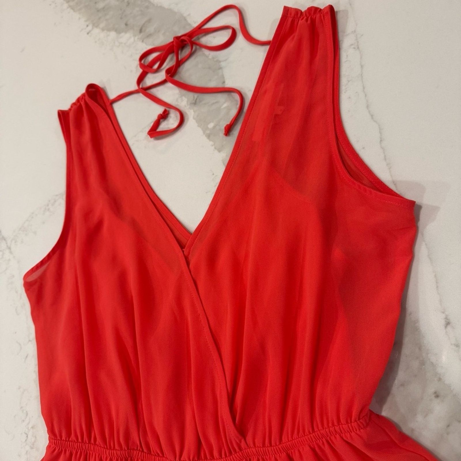 ASTR The Label ASTR The Label Ruffle Shorts V-Neck Romper Women’s Small Size 28" / US 6 / IT 42 - 6 Thumbnail