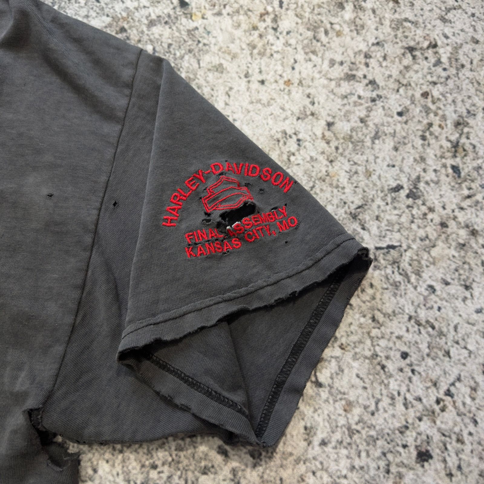 Harley Davidson Harley Davidson Thrashed Distressed Tee ERD Grunge Biker Size US XL / EU 56 / 4 - 9 Thumbnail