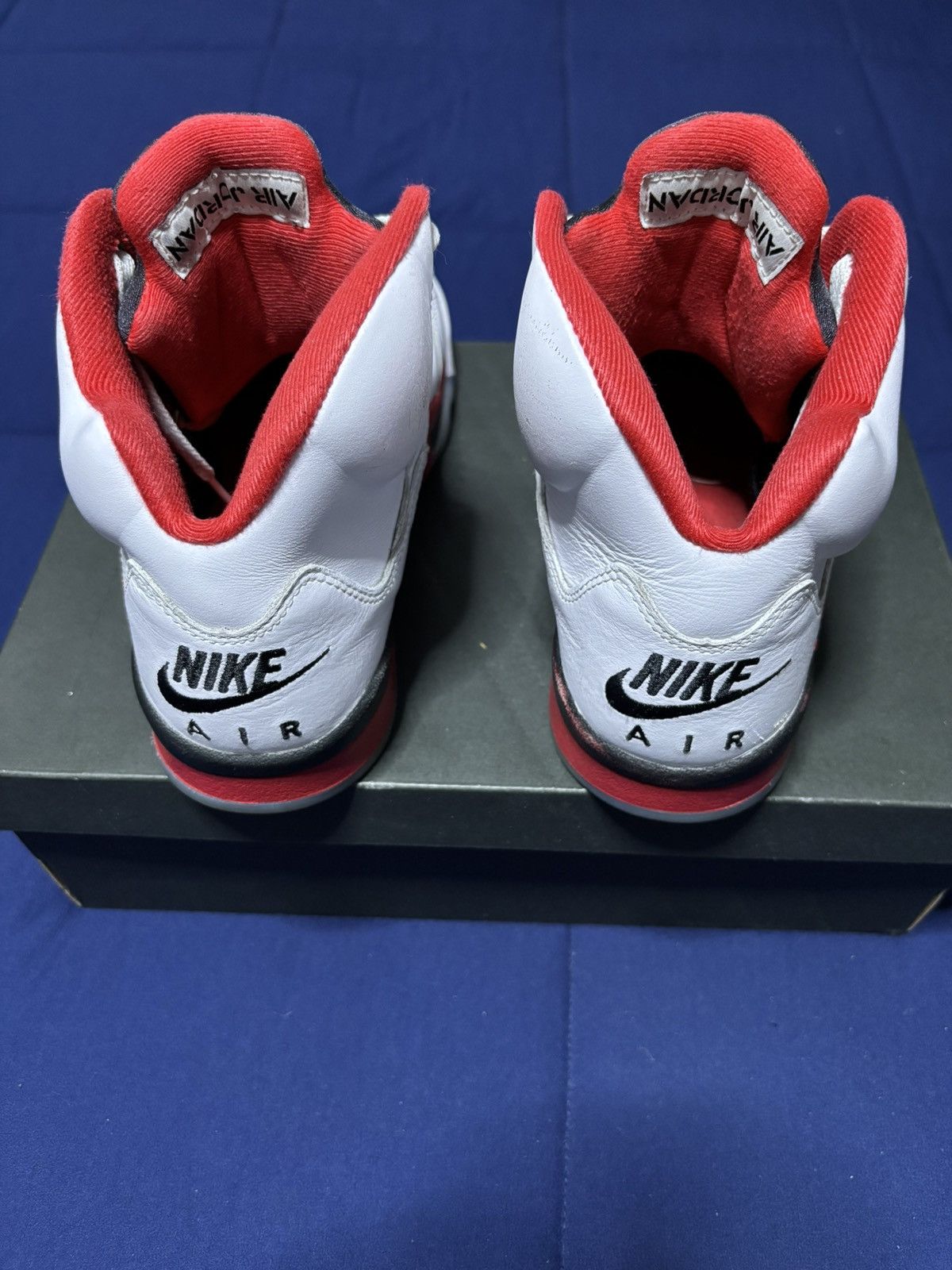 Jordan Brand Jordan 5 Retro Fire Red 2025 Size 8.5 Size US 8.5 / EU 41-42 - 4 Thumbnail