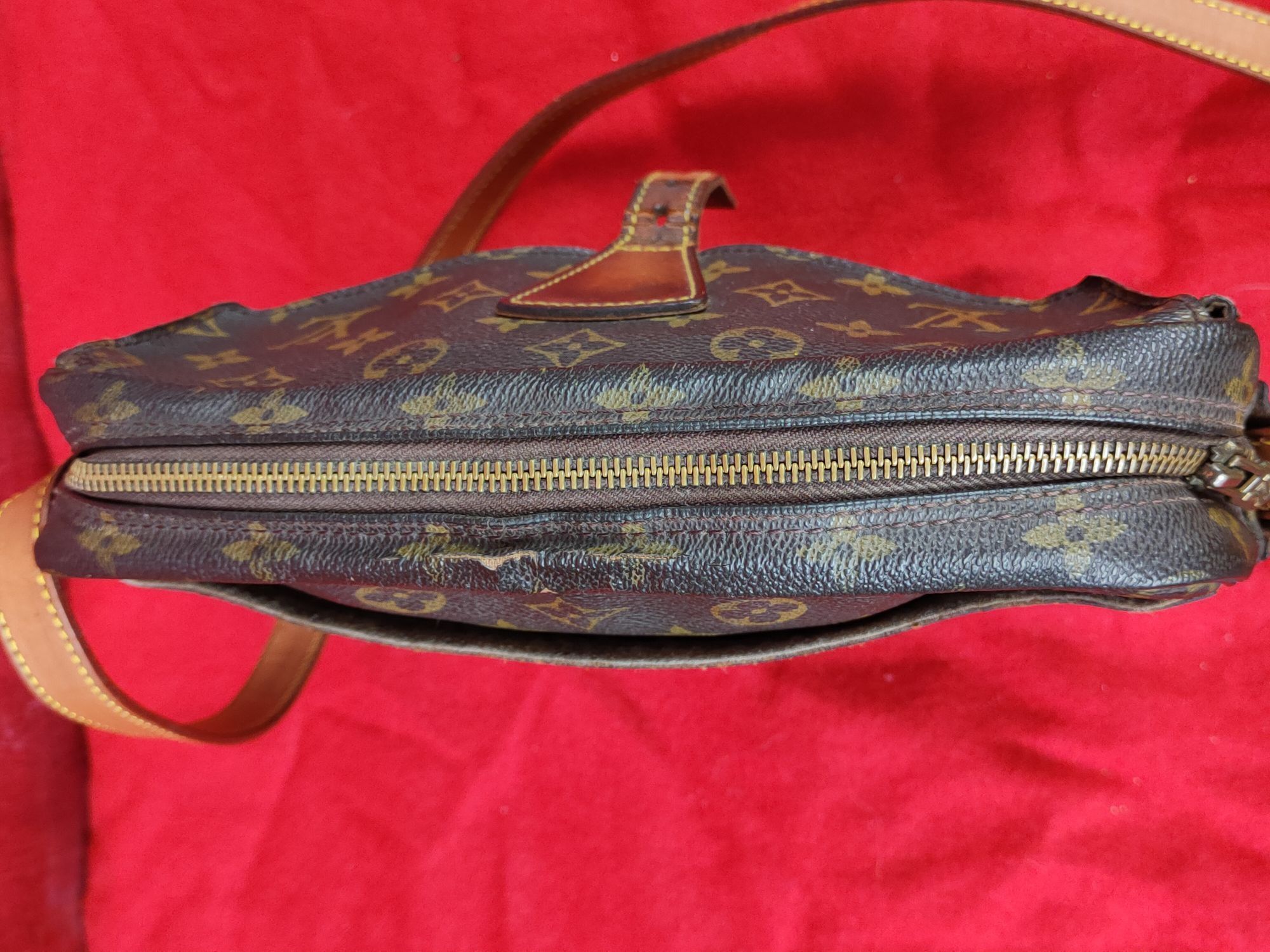 Louis Vuitton LV Louis Vuitton monogram Crossbody sling Bag #SB006DLL Size ONE SIZE - 16 Thumbnail