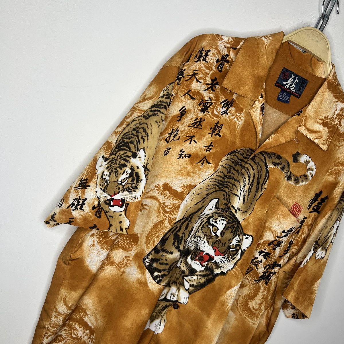 Japanese Brand × Vintage Vintage Japanese Crazy Shirt Tiger Summer Overprint 90s Size US XL / EU 56 / 4 - 3 Thumbnail