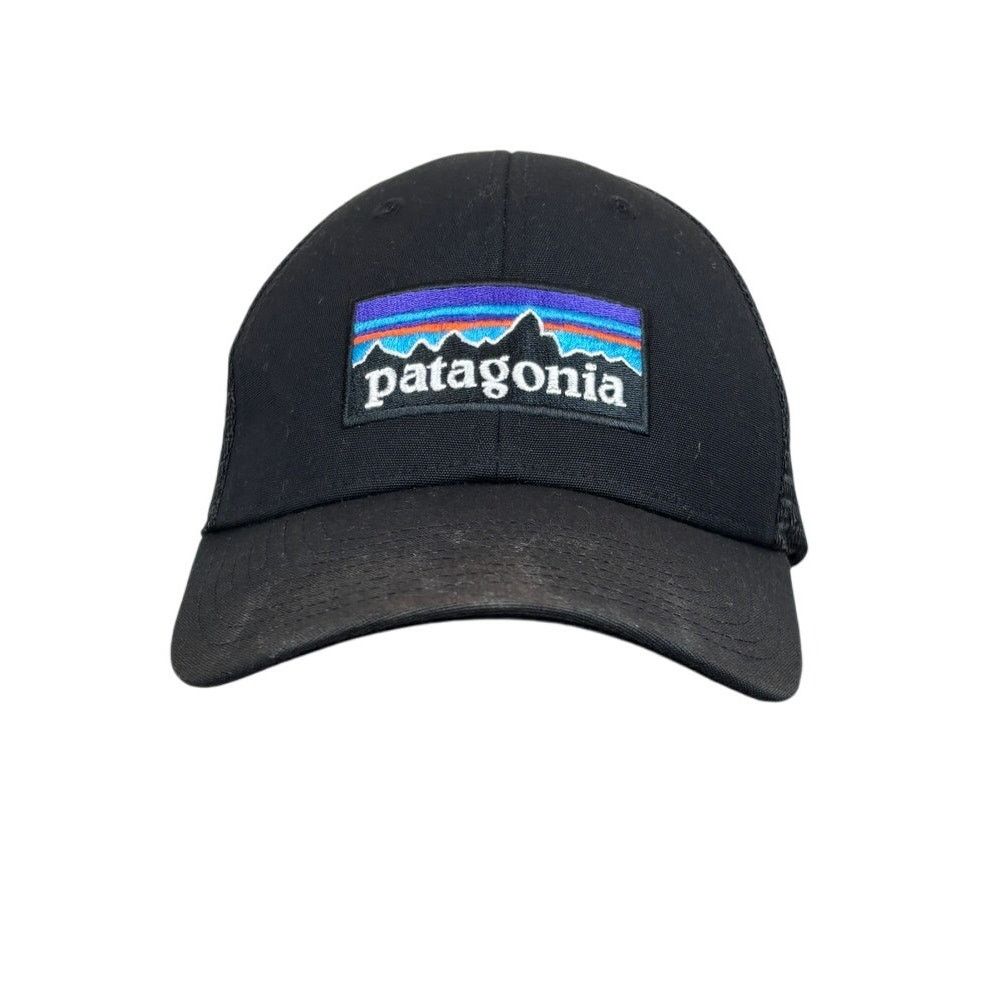Patagonia Patagonia P-6 Logo Mesh Trucker Hat Snapback Gorpcore Size ONE SIZE - 1 Thumbnail