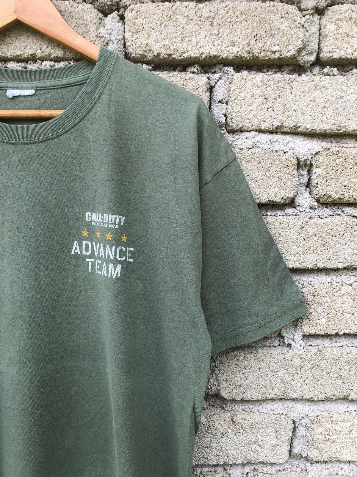 Vintage Vintage Sunfaded Call Of Duty Advance Team Backhit Tee Size US L / EU 52-54 / 3 - 10 Thumbnail