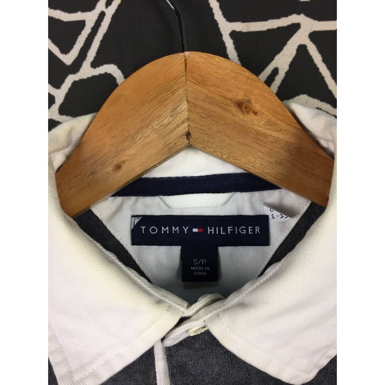 Tommy Hilfiger × Vintage Tommy Hilfiger Crest Logo Long Sleeve Rugby Polo Tee Size US S / EU 44-46 / 1 - 5 Thumbnail