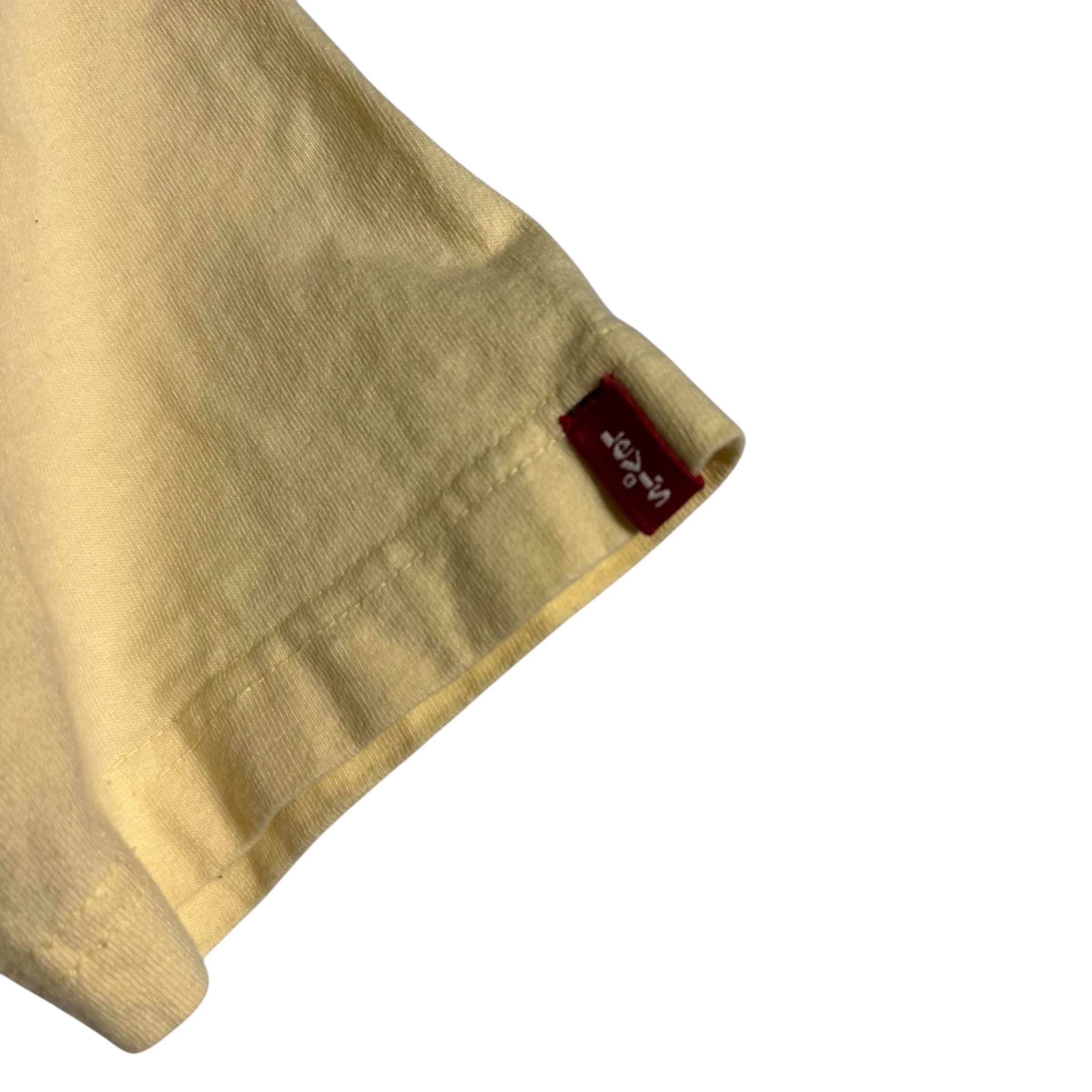 Levi's 🔥RARE🔥Vintage Levi's Red Tab Spell Out T-shirt Size US L / EU 52-54 / 3 - 3 Thumbnail