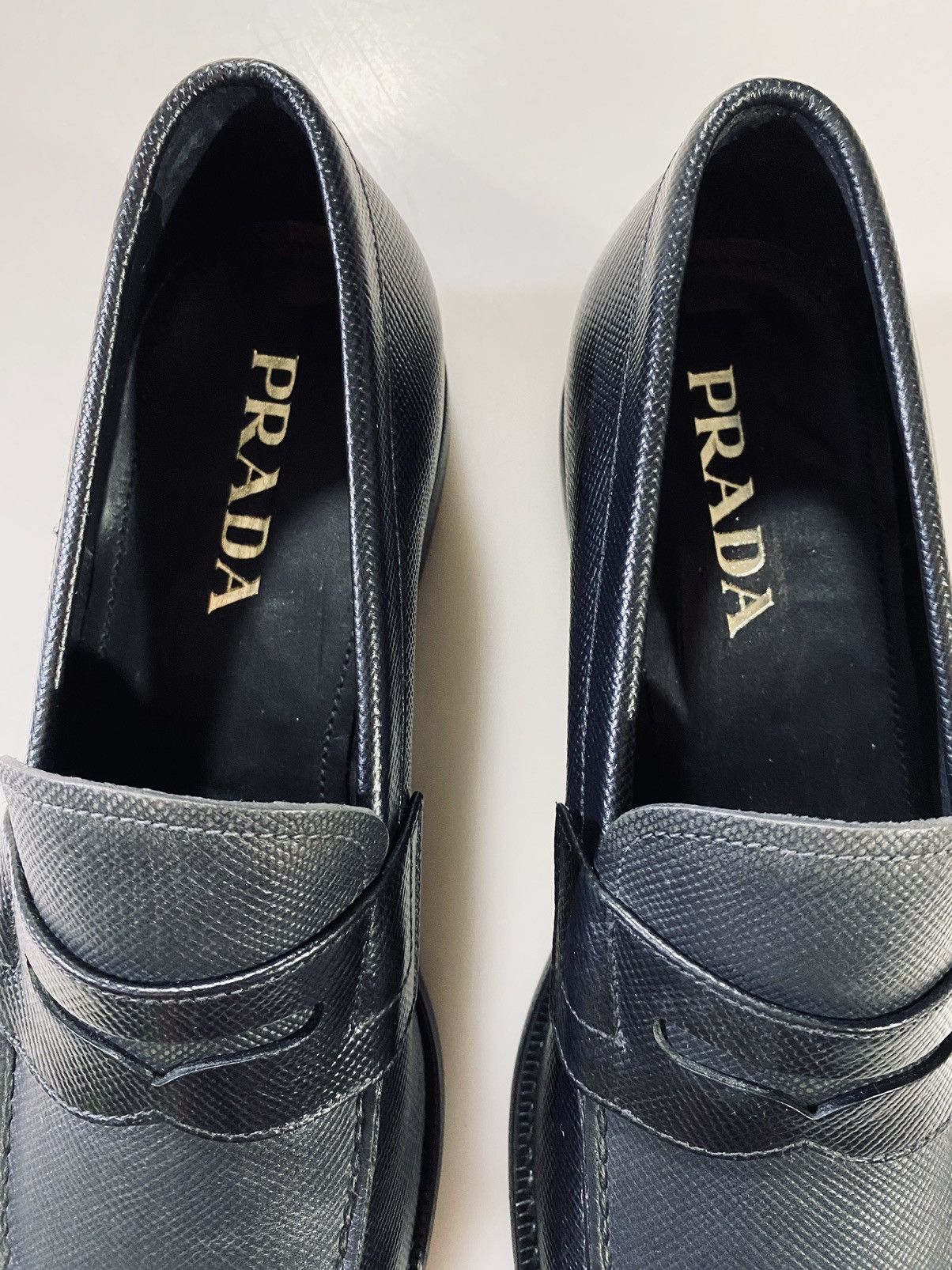 Prada NIB Prada 🇮🇹 saffiano leather Nero/Grey contra loafer 8.5 NW Size US 8.5 / EU 41-42 - 2 Thumbnail