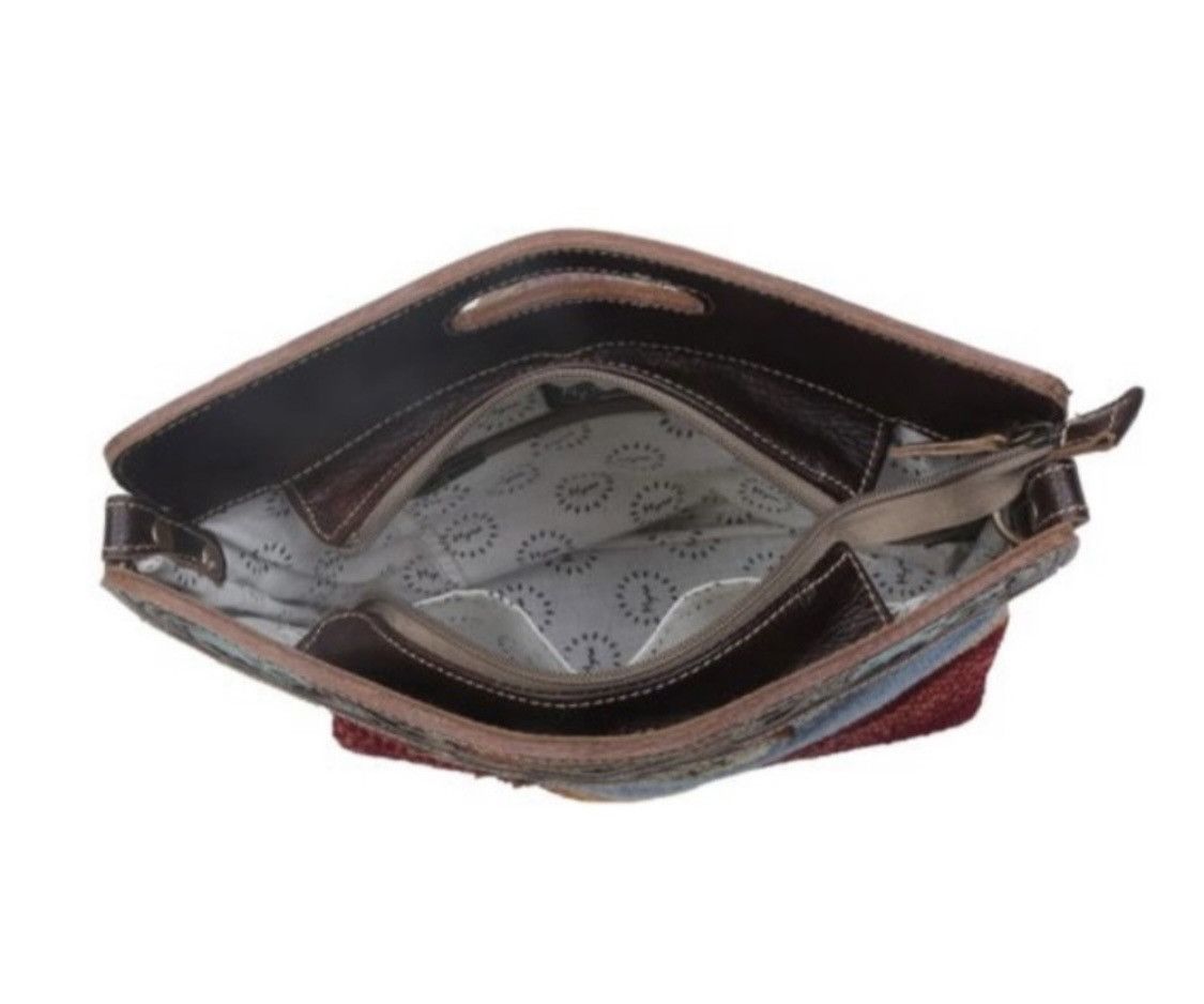 Other MYRA AZURE PETALS HAND-TOOLED BAG Size ONE SIZE - 5 Thumbnail