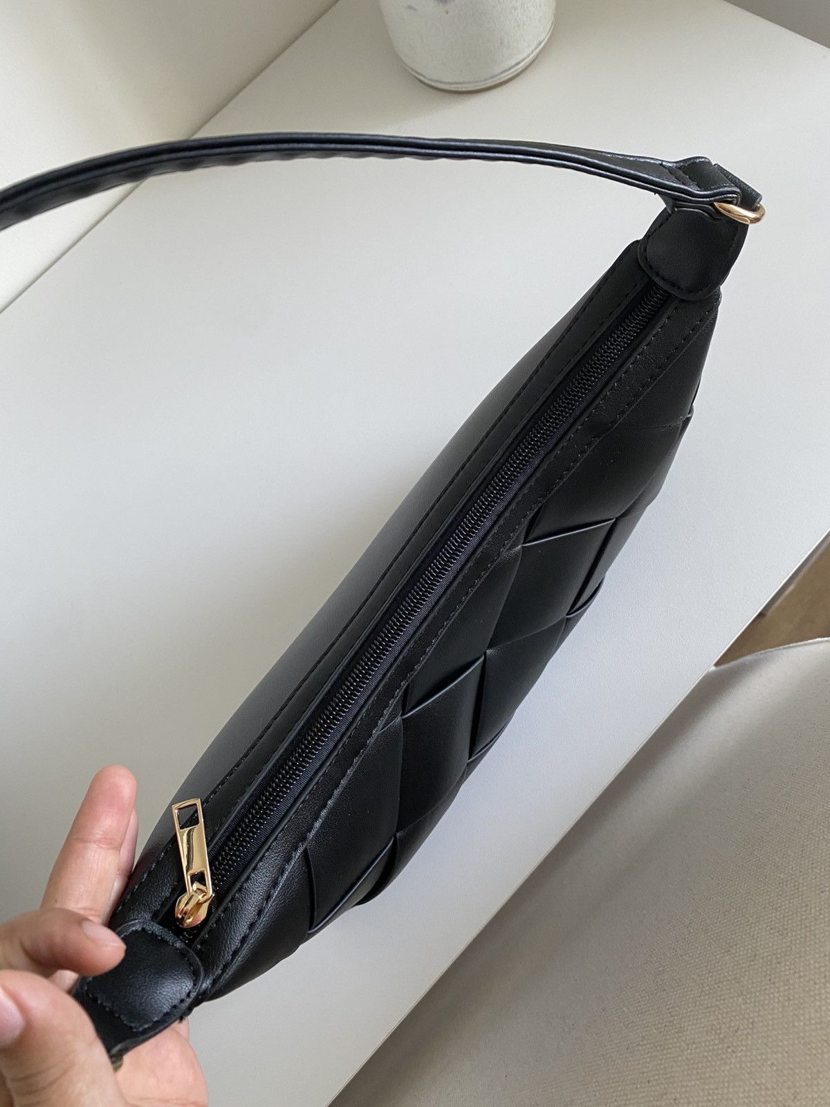Other New Like Dreams Kweli Woven Shoulder BucketBag Black Size ONE SIZE - 6 Thumbnail