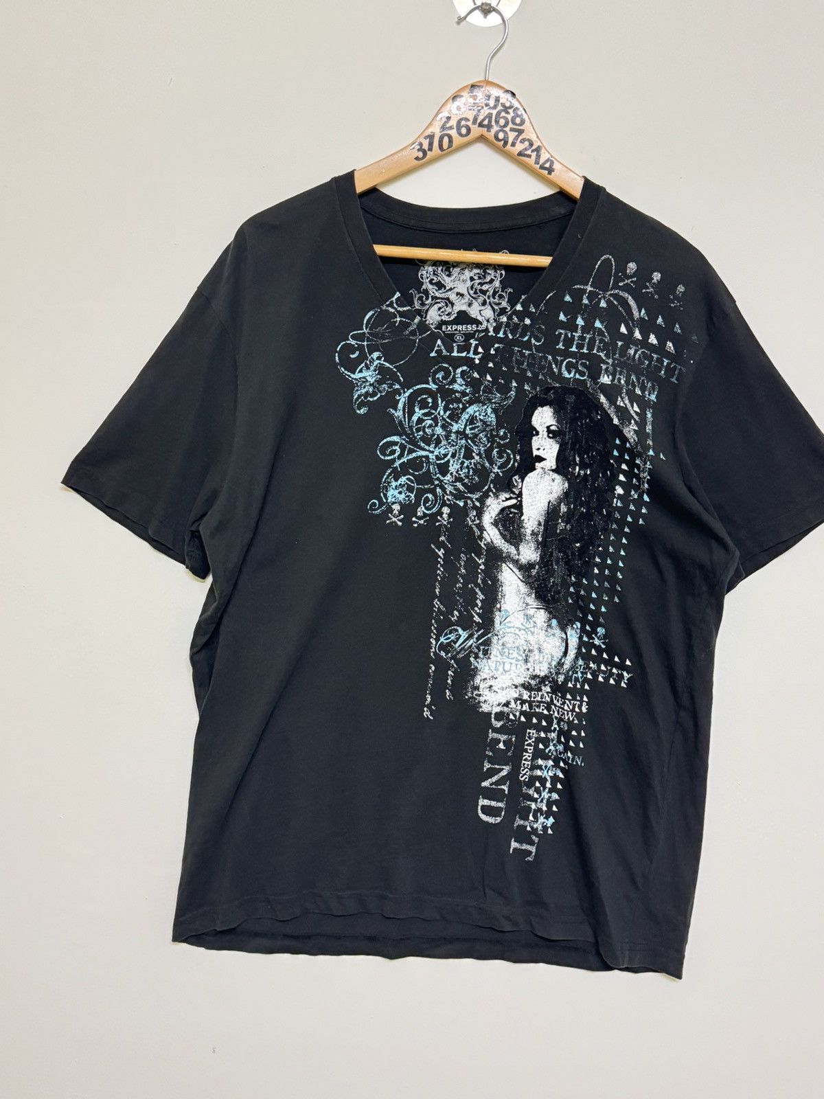 14th Addiction Express Sexy Girl Art Photo Emo Stylish Girl V Neck Size US L / EU 52-54 / 3 - 4 Thumbnail