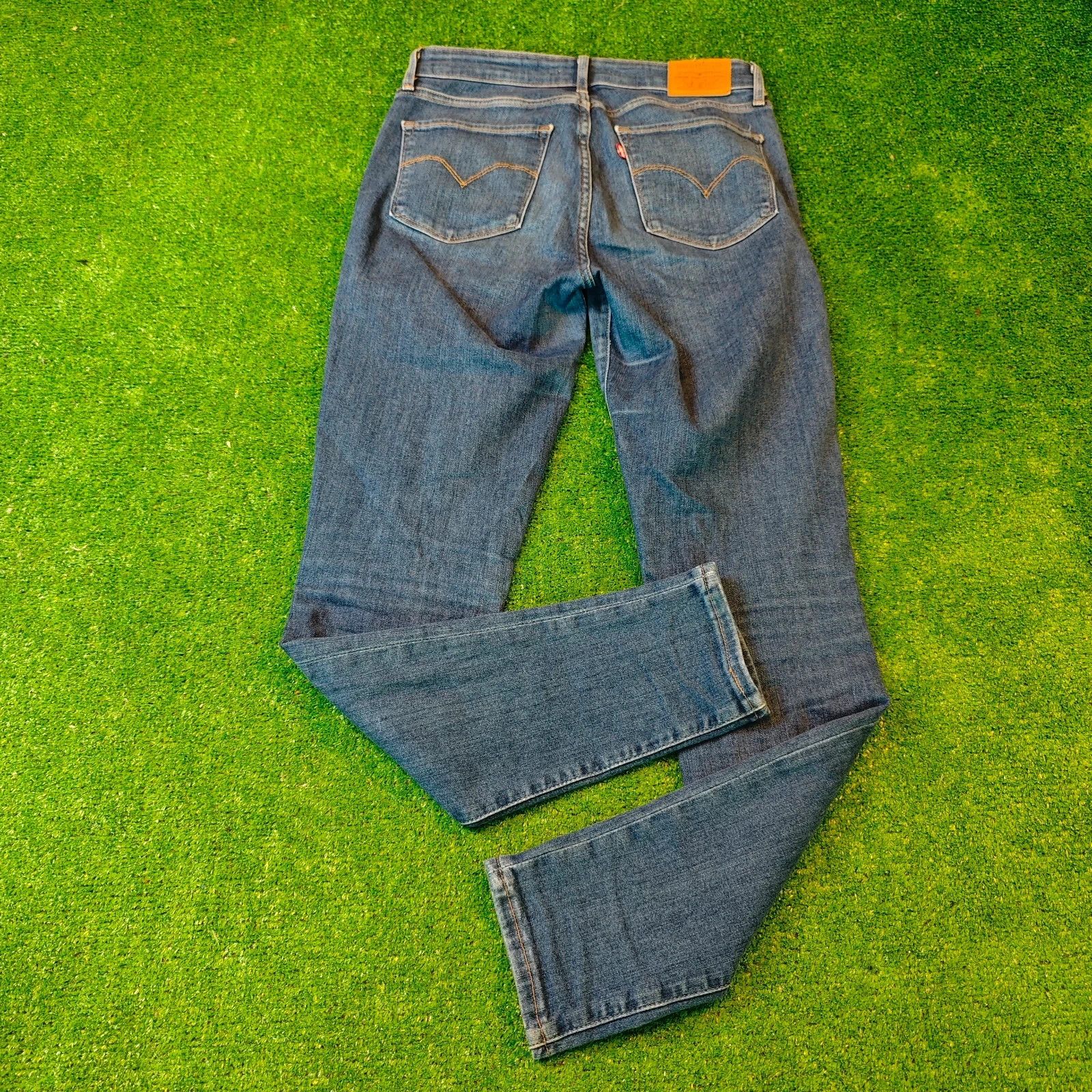 Levi's Levi's 721 Jeans Womens 28 blue high rise skinny denim Size 28" / US 6 / IT 42 - 1 Thumbnail