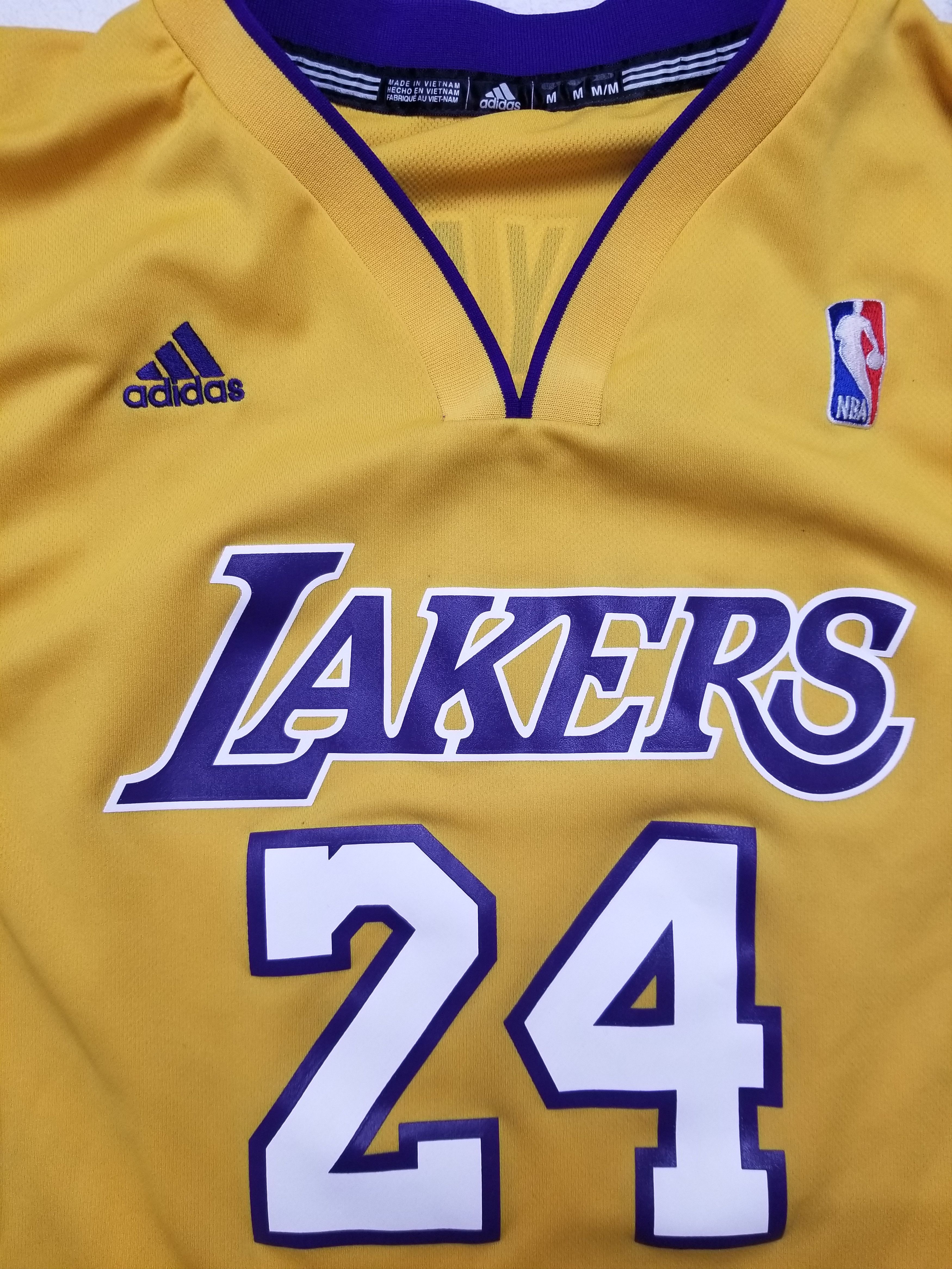 Adidas Los Angeles Lakers Kobe Bryant #24 Adidas NBA Yellow Jersey Size US M / EU 48-50 / 2 - 22 Thumbnail