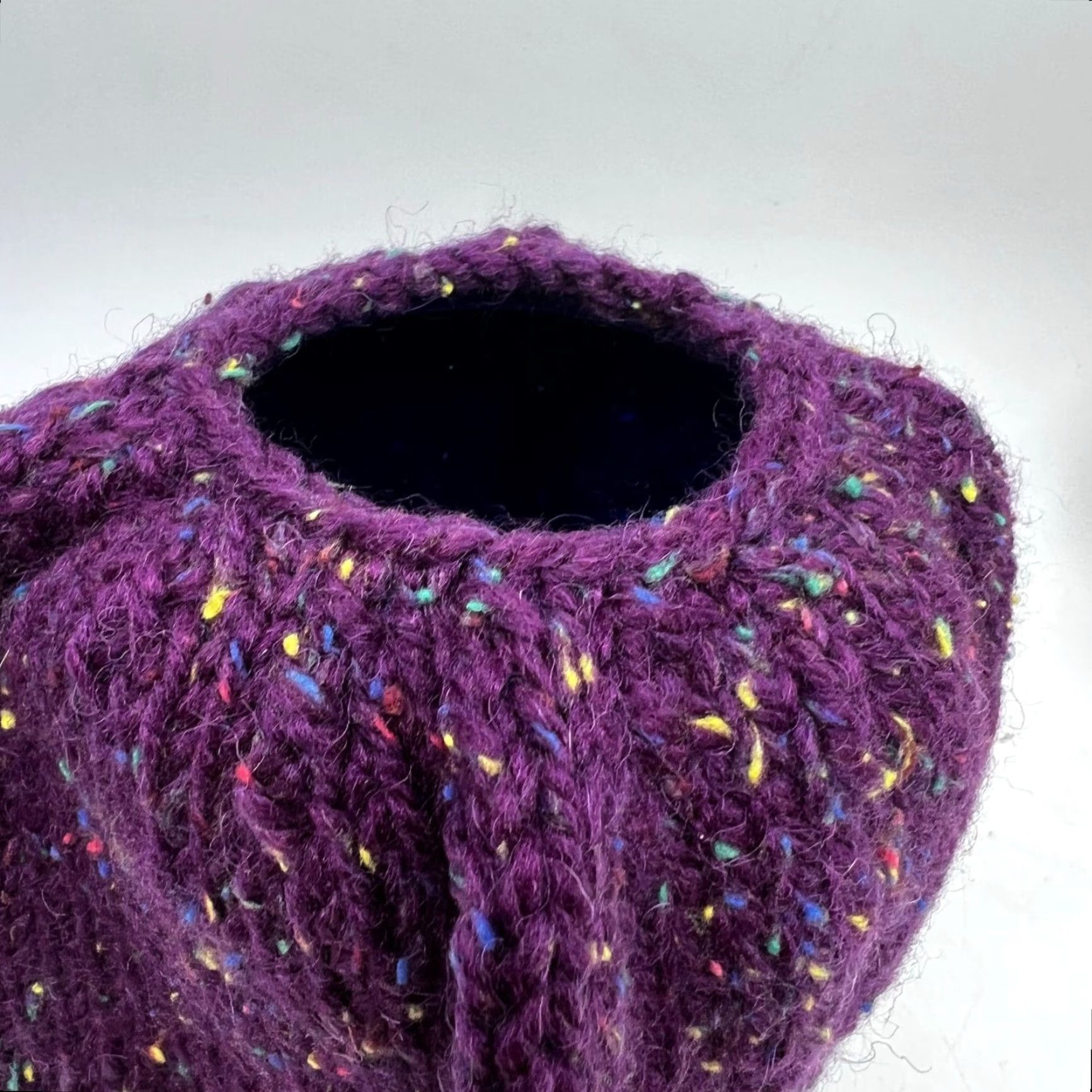Vintage VINTAGE Hand Knitted Purple Beanie Hat One Size Ski Cap - Teens - Acrylic - Made in USA Size ONE SIZE - 3 Thumbnail