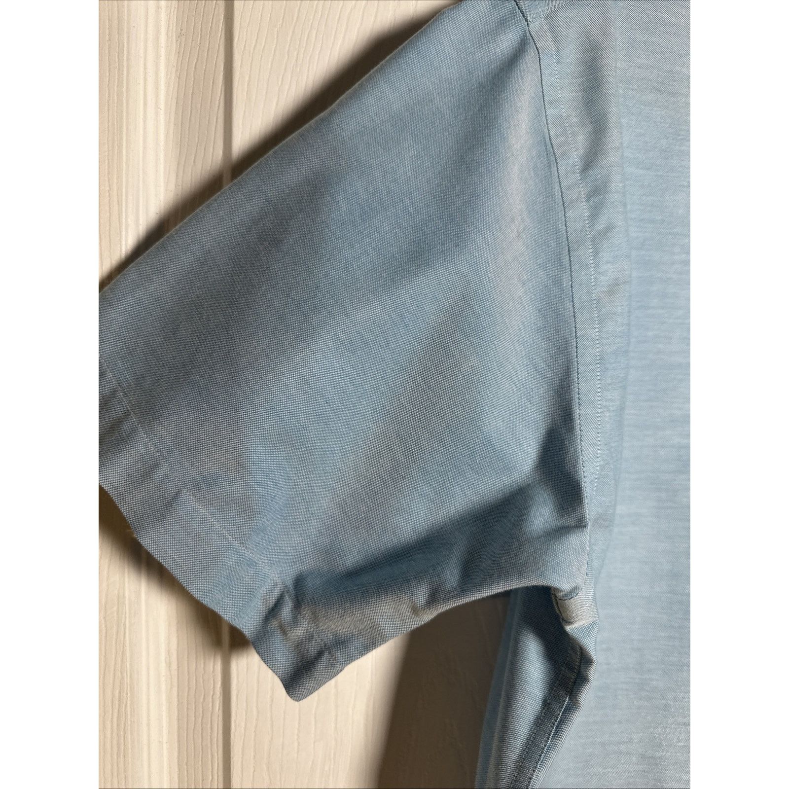 Brooks Brothers BROOKS BROTHERS MENS M SLIM CASUAL DRESS SHIRT BLUE LOGO Size US M / EU 48-50 / 2 - 4 Thumbnail