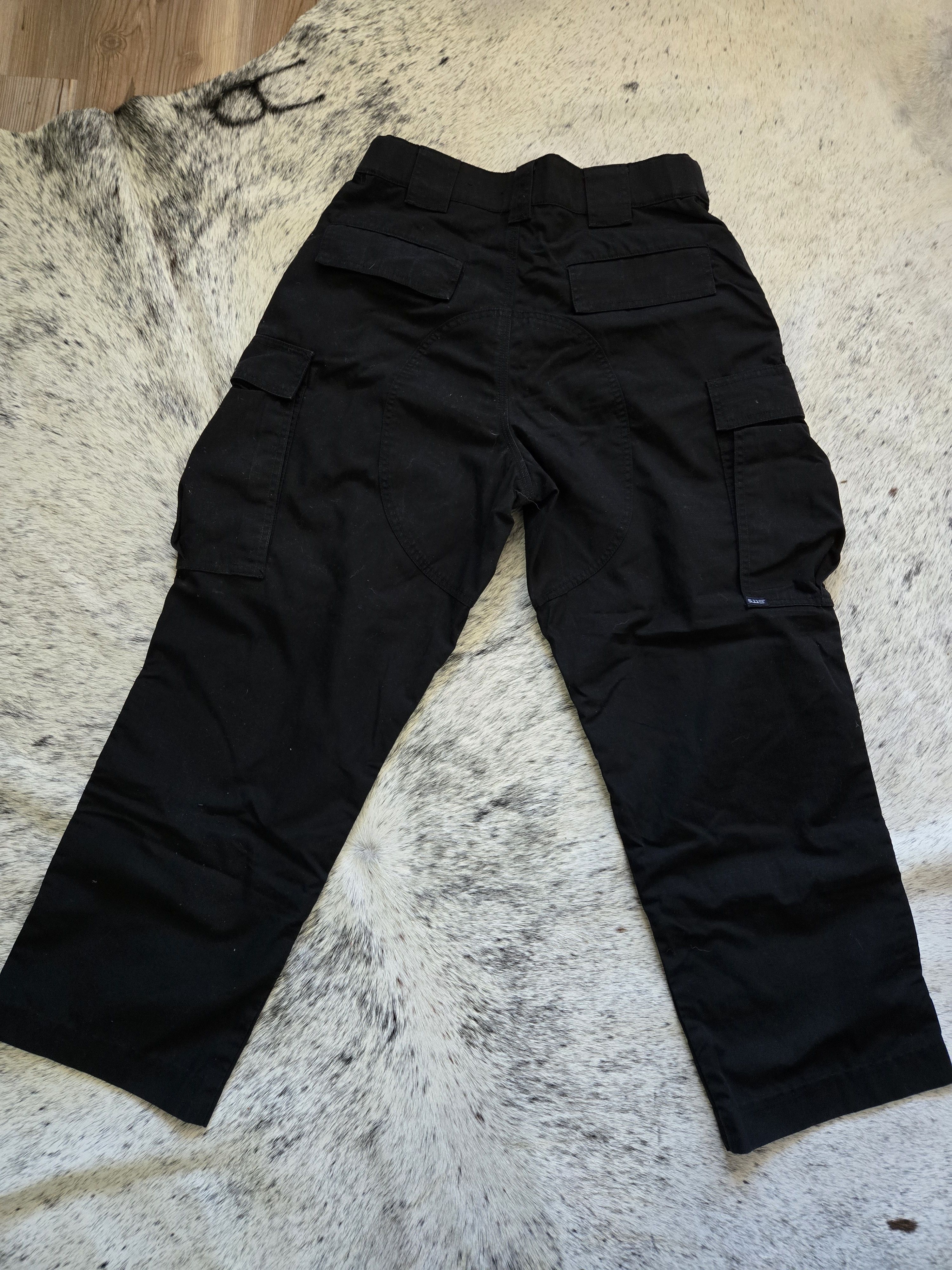 5.11 5.11 Tactical series, 31-35/25 cargo pants Size US 31 - 4 Thumbnail