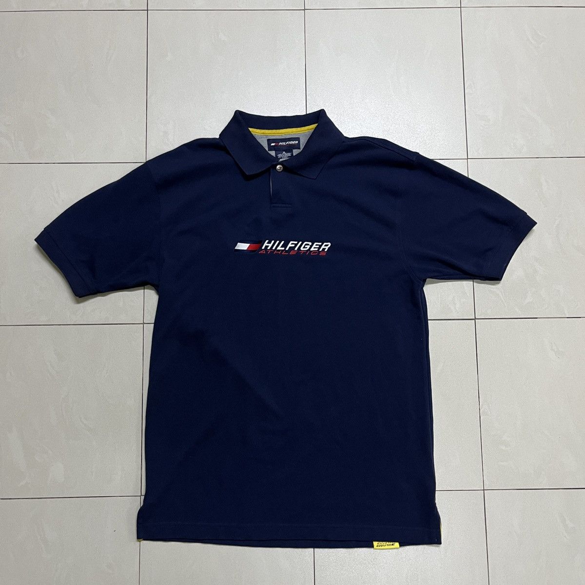 Tommy Hilfiger × Vintage Vintage Tommy Hilfiger Athletics Polo Shirt Size US S / EU 44-46 / 1 - 2 Thumbnail