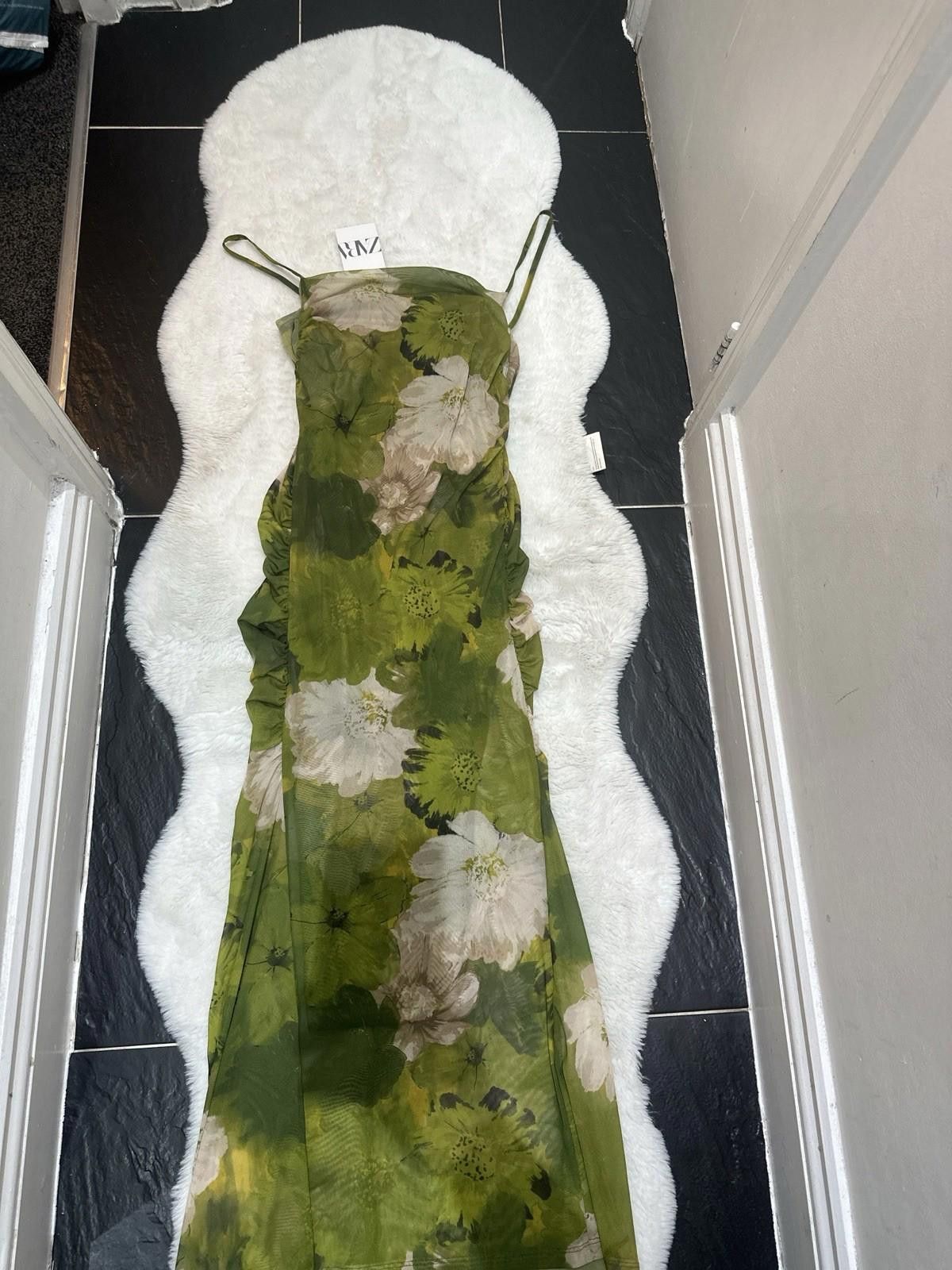 Zara ZARA Mid Tulle Dress Size L / US 10 / IT 46 - 1 Thumbnail