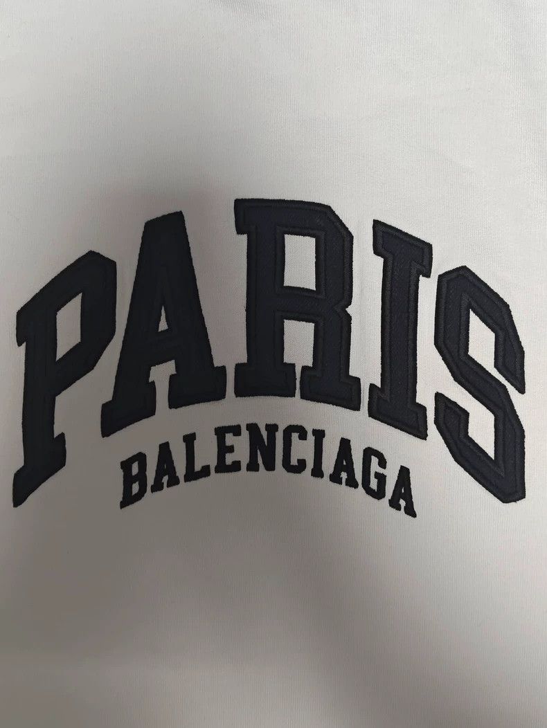 Balenciaga Balenciaga size 4 Limited Hooded Hoodie White Size US M / EU 48-50 / 2 - 3 Thumbnail