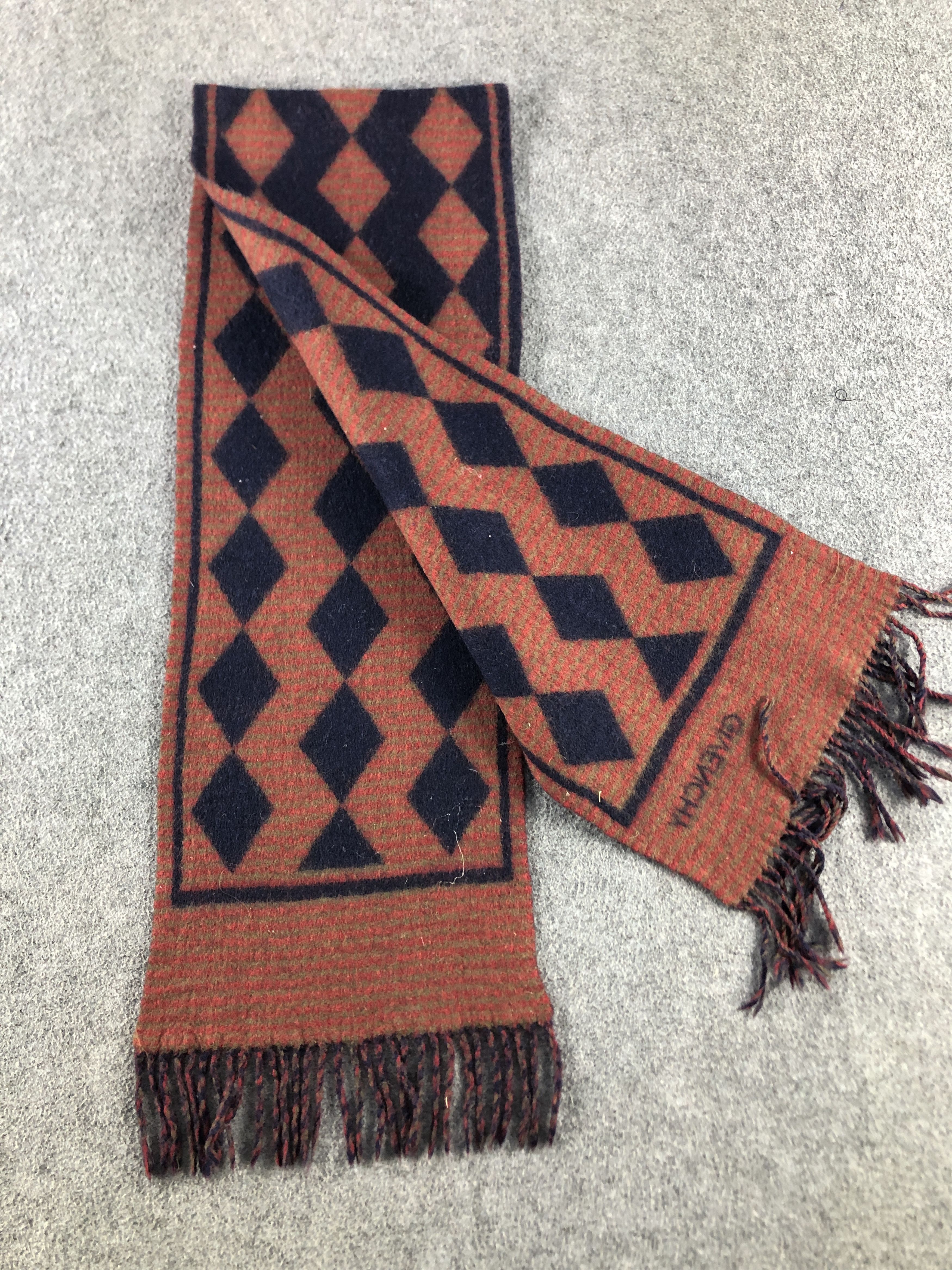 Vintage Givenchy Scarf / Muffler / Neckwear P914 Size ONE SIZE - 2 Thumbnail