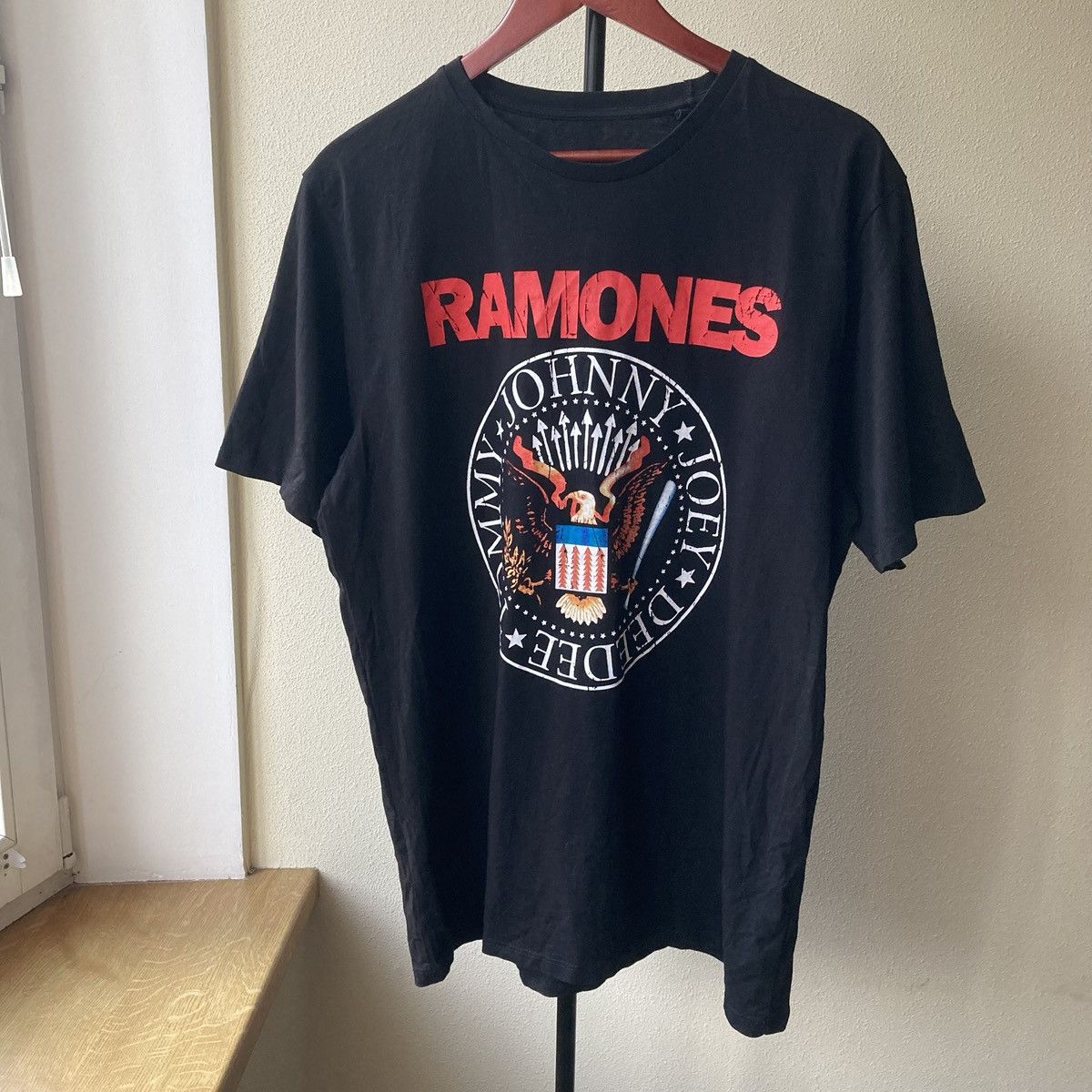 Band Tees Ramones Band Rock T Shirt Big Logo 00s Streetwear Y2k Size US L / EU 52-54 / 3 - 1 Thumbnail