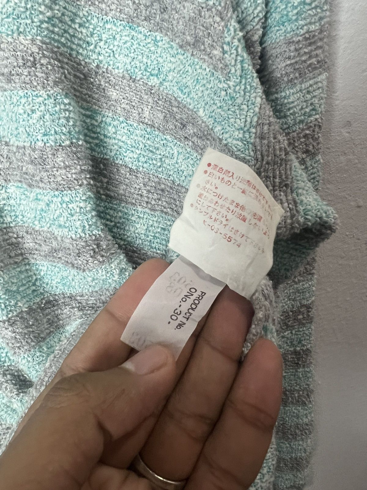 Japanese Brand Vintage Asics Crewneck Striped Japan Made Sweatshirt Size US L / EU 52-54 / 3 - 13 Thumbnail
