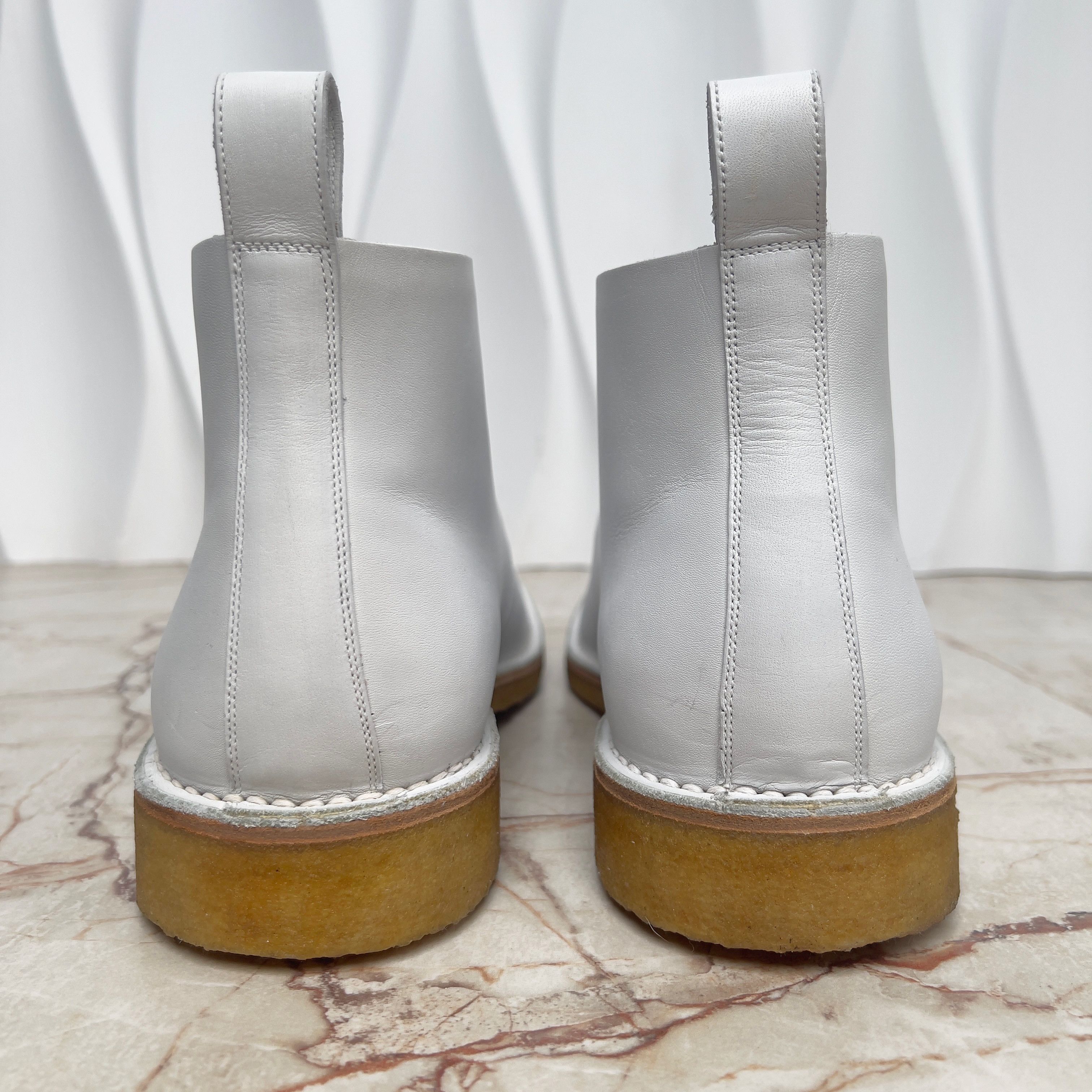 Louis Vuitton Chukka Desert Boots White Leather Size US 10.5 / EU 43-44 - 8 Thumbnail