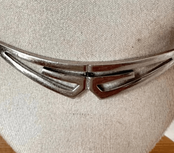 Givenchy Givenchy Necklace Chain Metal Pendant 70s Vintage EX0166 Size ONE SIZE - 5 Thumbnail