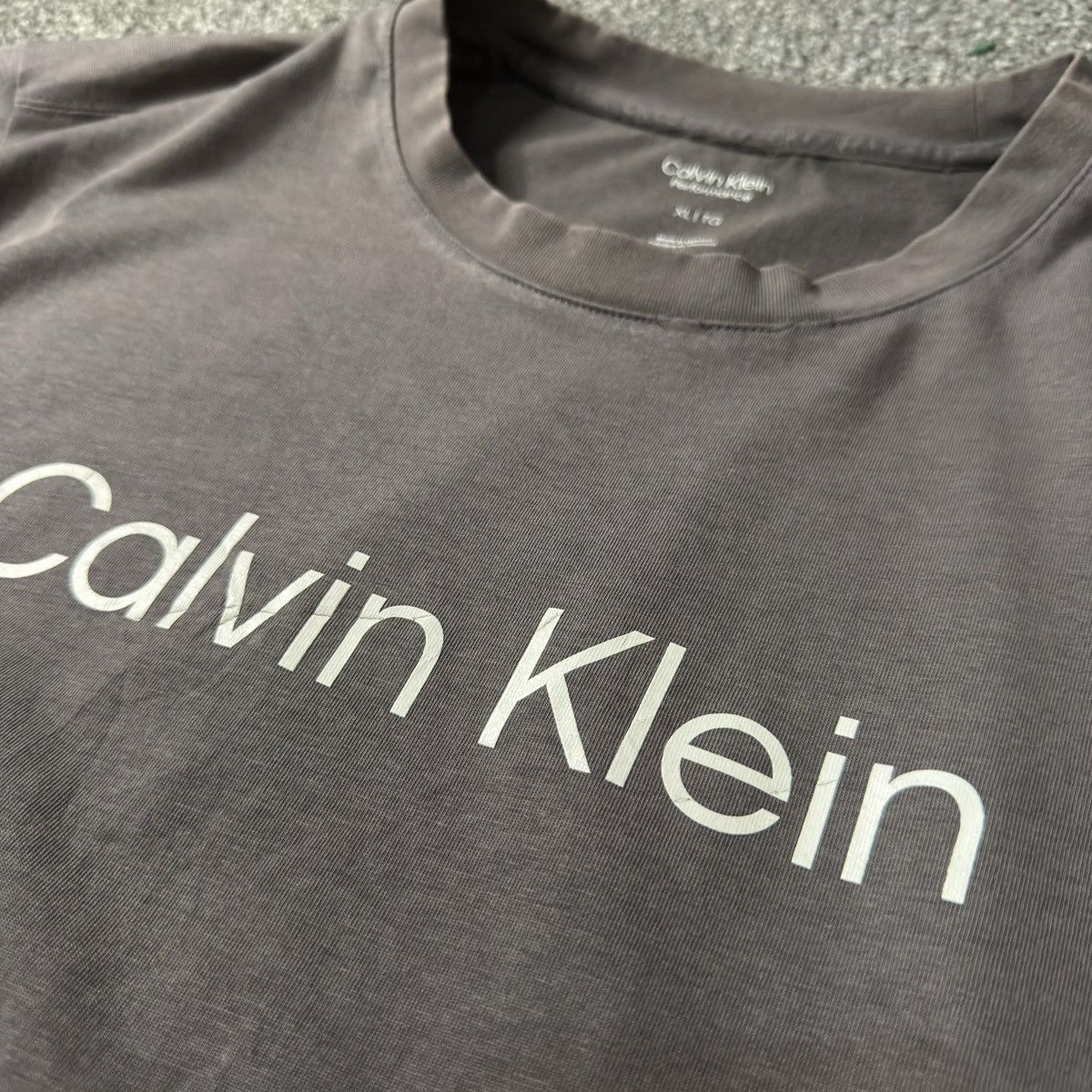 Calvin Klein 205W39NYC Archive Calvin Klein Basic Faded DistressedTee Size US XL / EU 56 / 4 - 4 Thumbnail