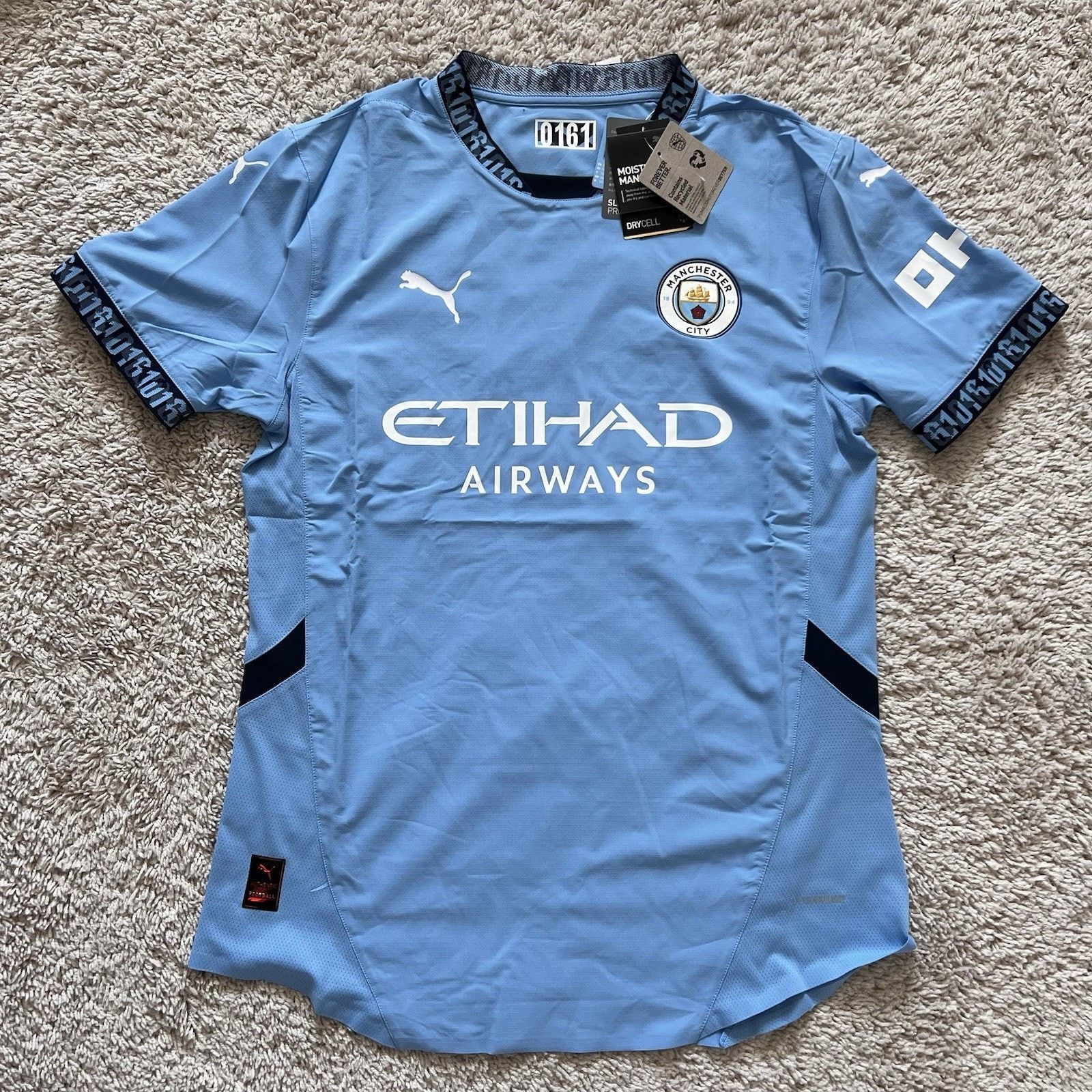 Nike Manchester City Puma 24/25 Authentic Home Jersey Medium NWT Size US M / EU 48-50 / 2 - 7 Thumbnail
