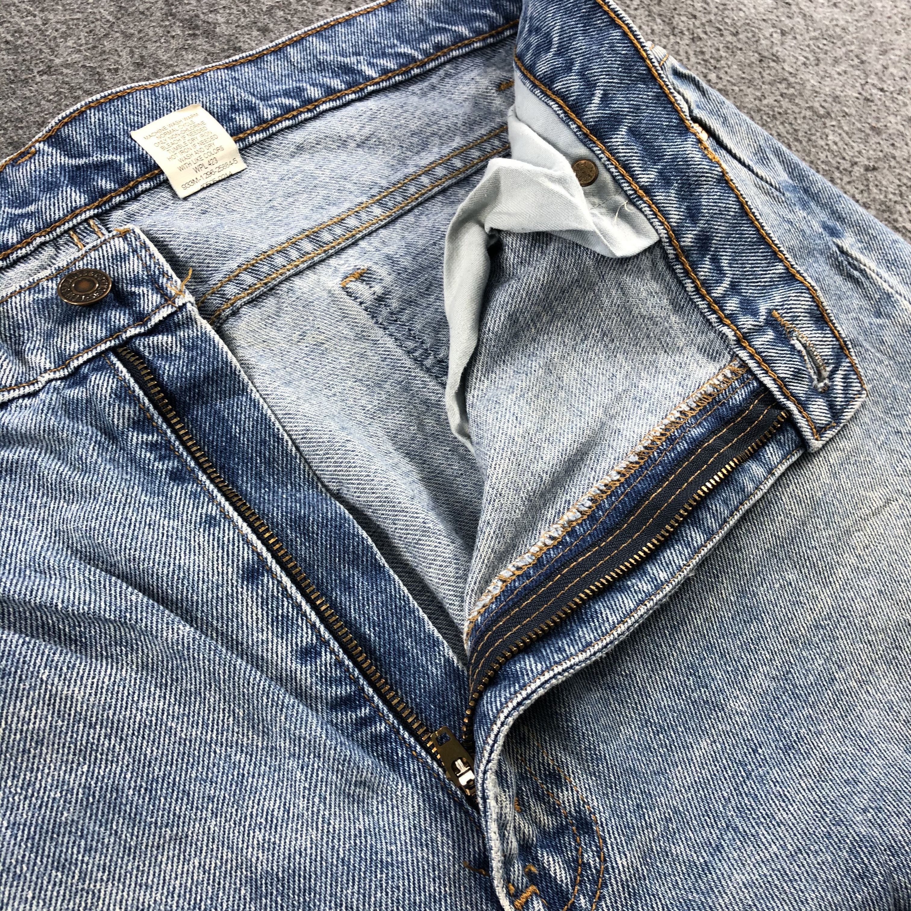 Levi's 90s Vintage Blue Wash Levis 505 Jeans-J1540 Size US 39 - 8 Thumbnail