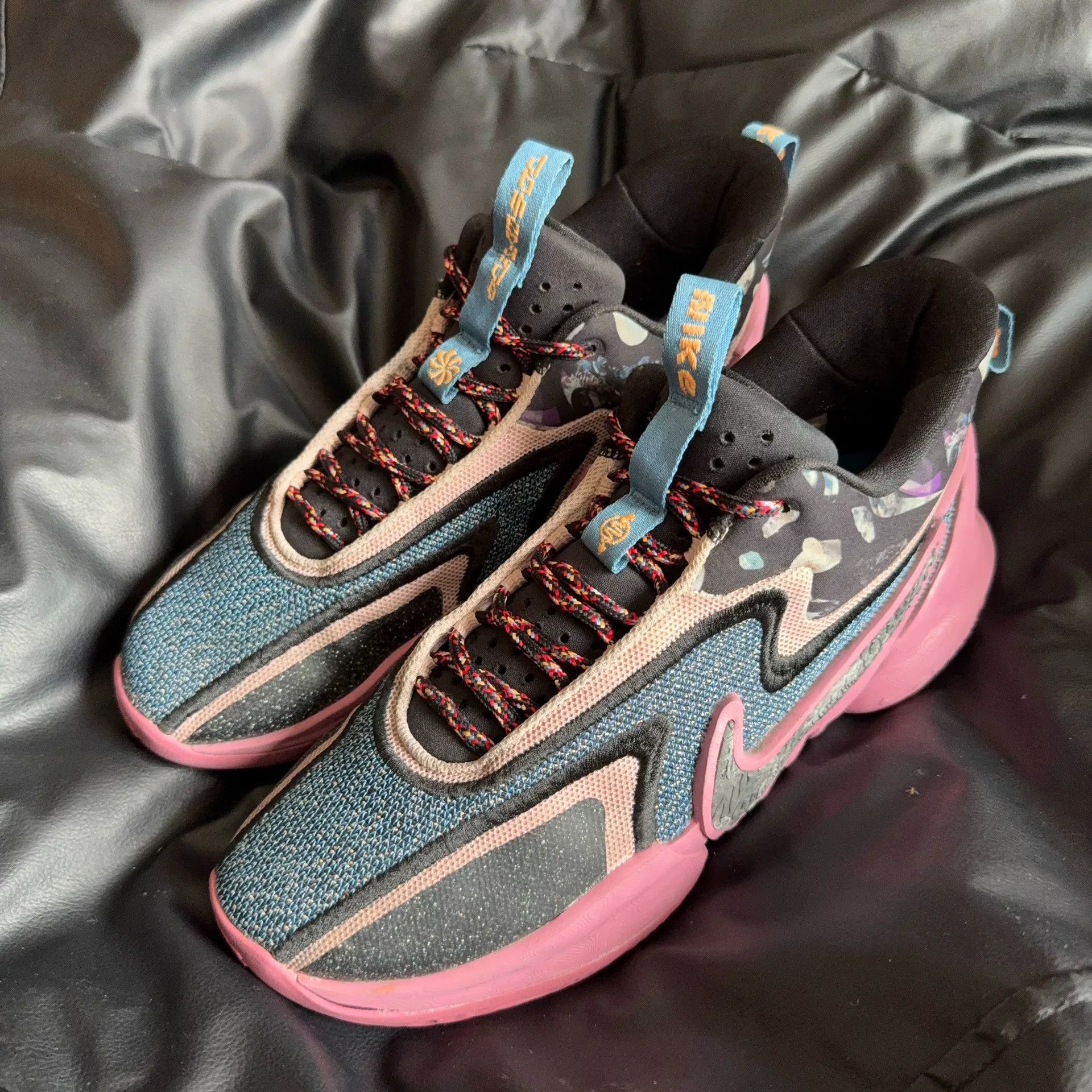 Nike Nike Pink Lowtop Sneakers 42 Men Size US 9 / EU 42 - 1 Thumbnail
