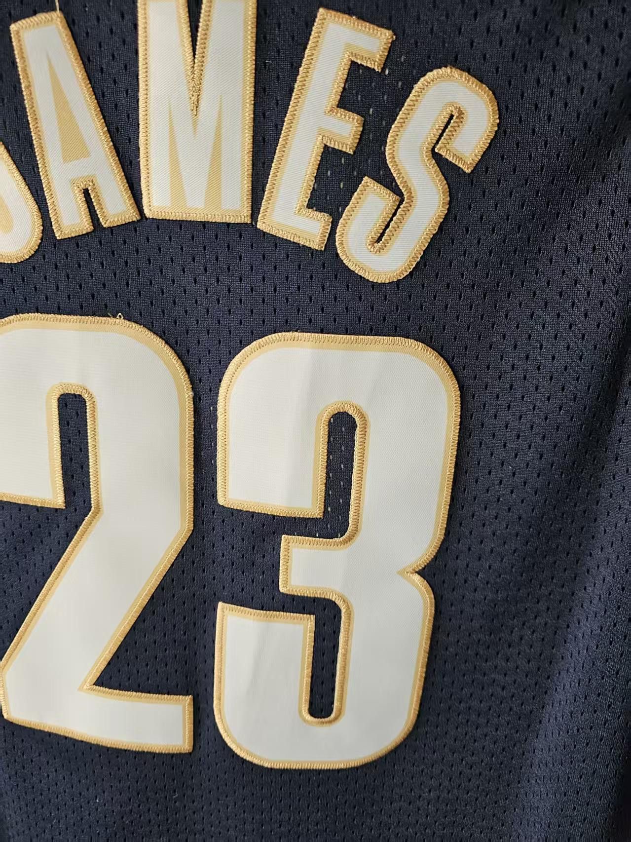 NBA Cleveland Cavaliers #23 LeBron James Jersey Size US S / EU 44-46 / 1 - 4 Thumbnail