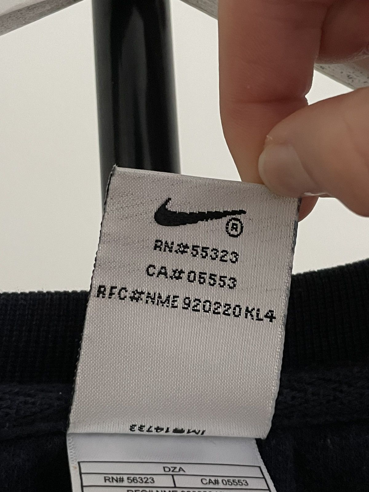 Nike Vintage 90ʼs Nike Rework Y2K Sweatshirt Black/Pink RARE Size US L / EU 52-54 / 3 - 7 Thumbnail