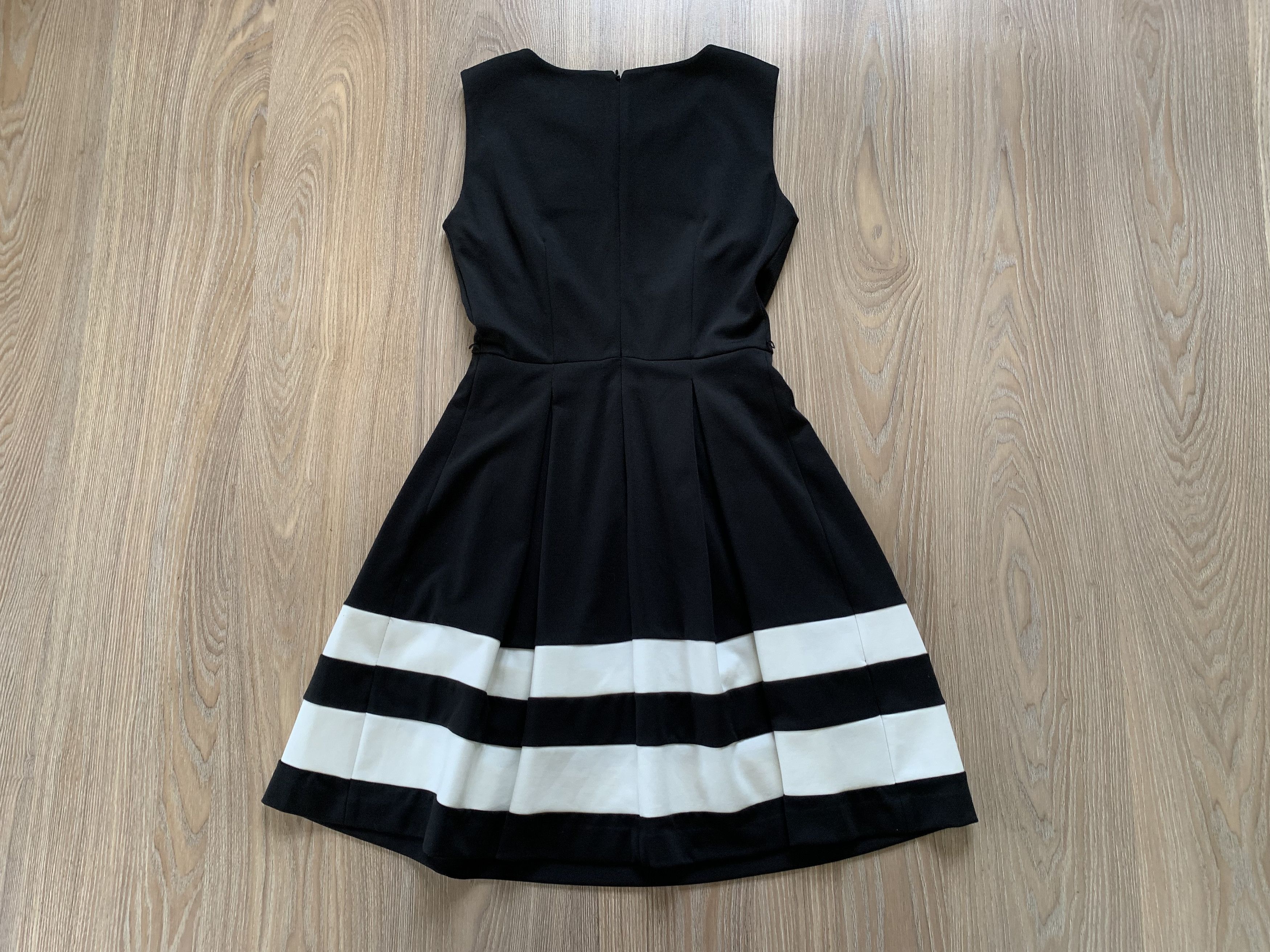 Calvin Klein Calvin Klein Sleeveless Black Dress Size S / US 4 / IT 40 - 3 Thumbnail