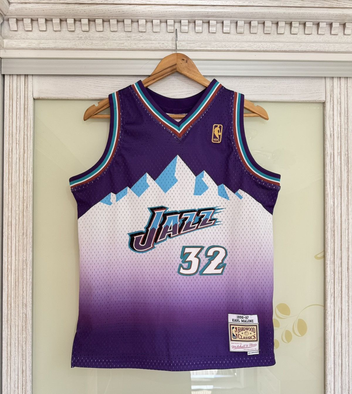 Mitchell & Ness × NBA Karl Malone #32 Utah Jazz Mitchell & Ness NBA Jersey Shirt Size US S / EU 44-46 / 1 - 1 Thumbnail