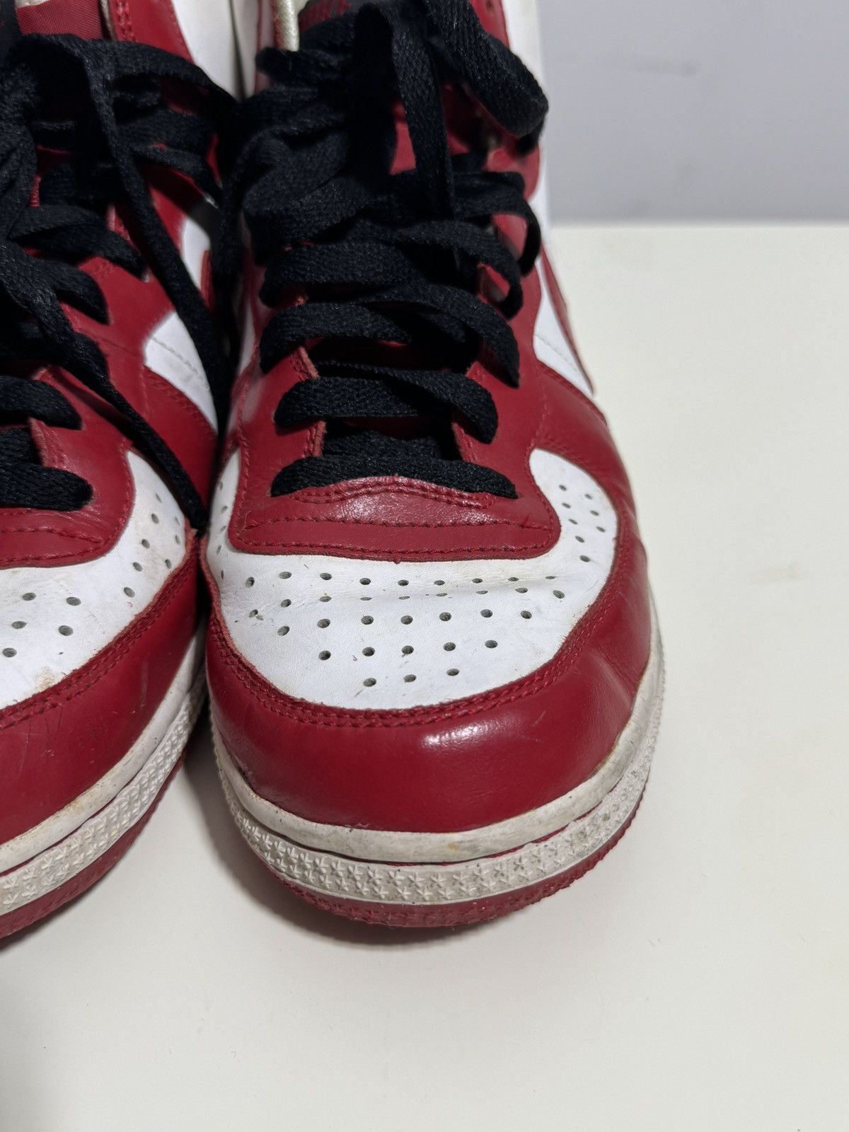 Nike Vintage 2009 Nike Mid University Red Sneakers 10.5 US Size US 10.5 / EU 43-44 - 12 Thumbnail