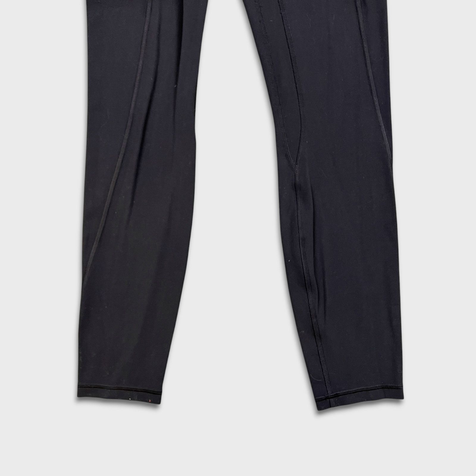 Lululemon Lululemon Align High-Rise Pant Pockets 25" Yoga Leggings Size 26" / US 2 / IT 38 - 3 Thumbnail